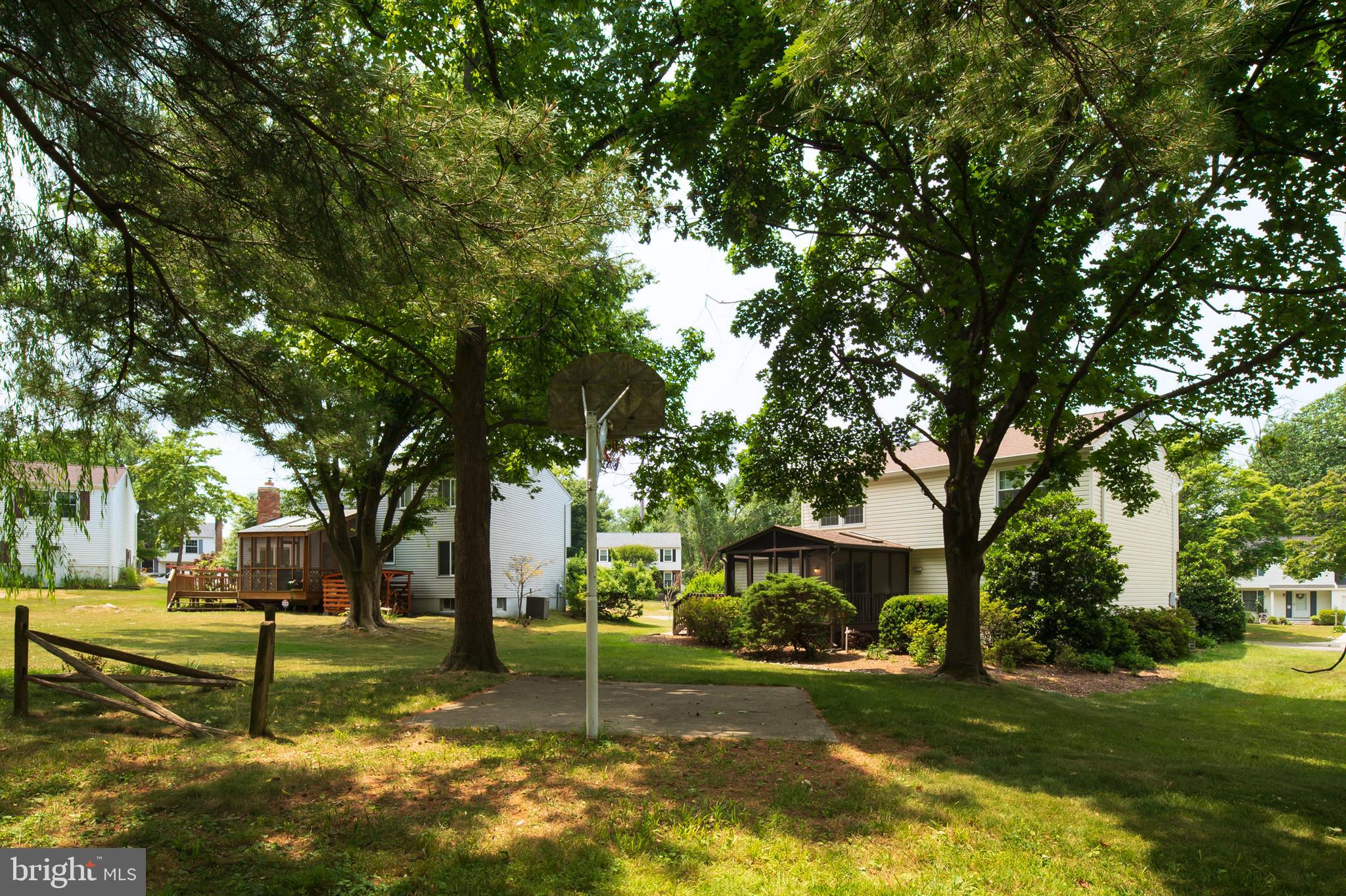 VILLAGE OF OWEN BROWN - Residential