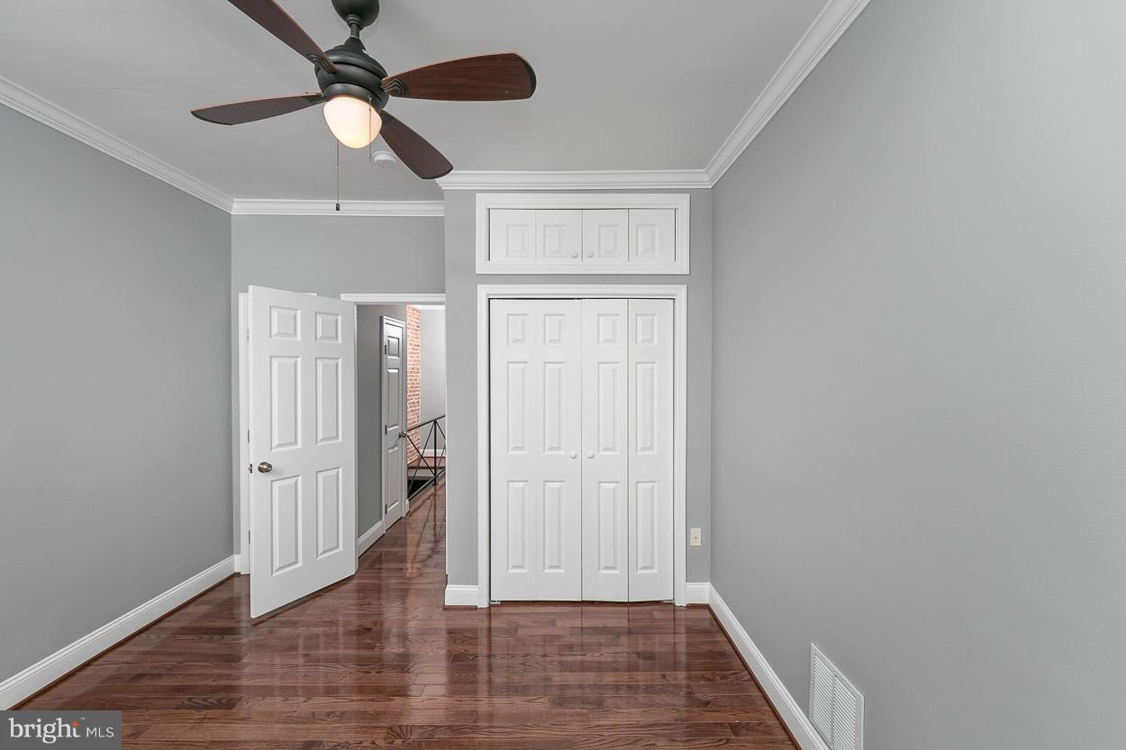 HIGHLANDTOWN - Residential