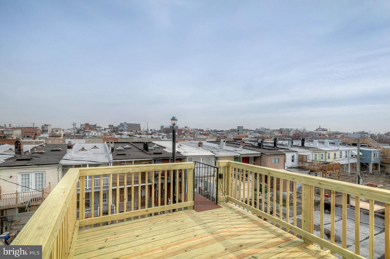 HIGHLANDTOWN - Residential