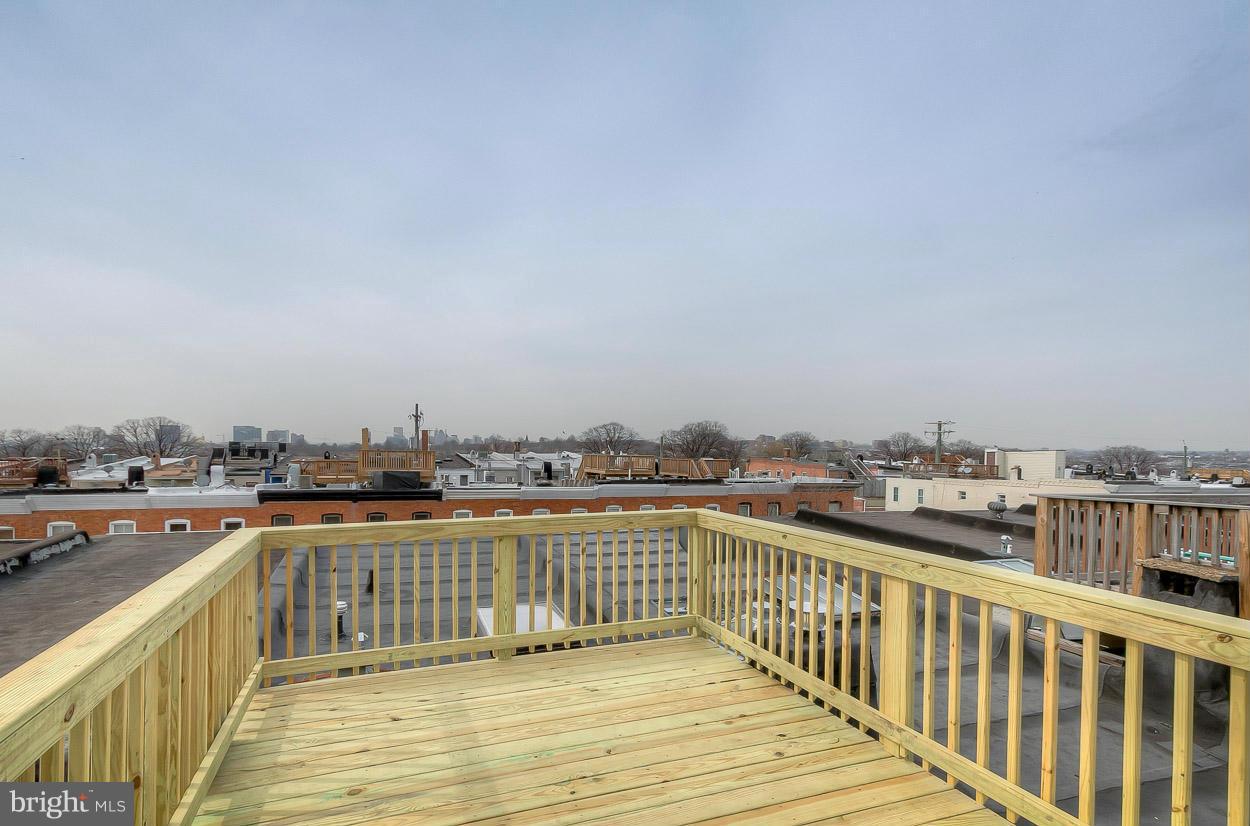 HIGHLANDTOWN - Residential