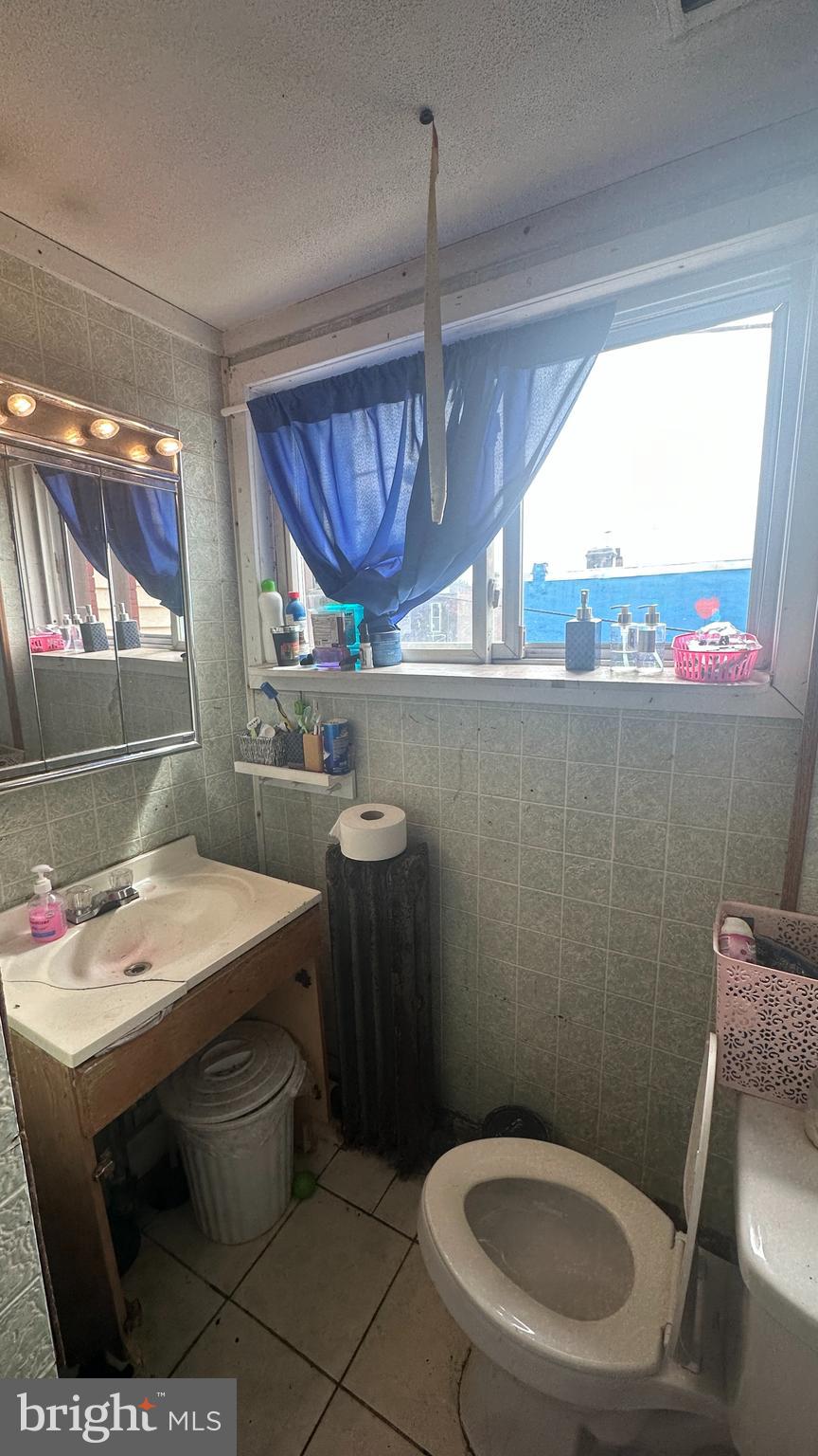 KENSINGTON - Residential