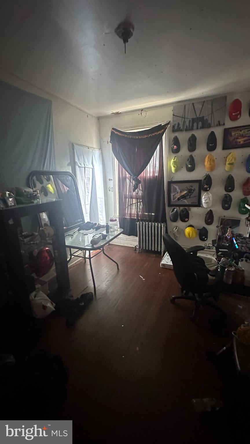 KENSINGTON - Residential