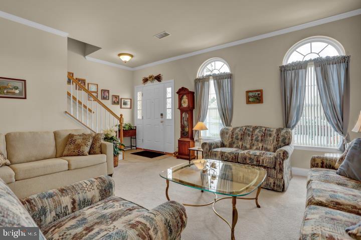 THOMAS GARDENS - Residential