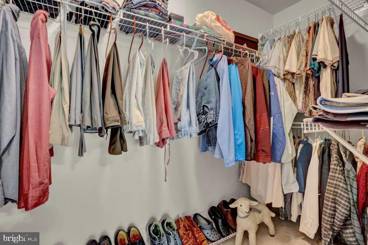 THOMAS GARDENS - Residential