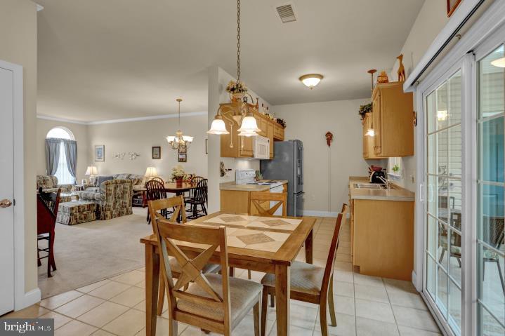 THOMAS GARDENS - Residential