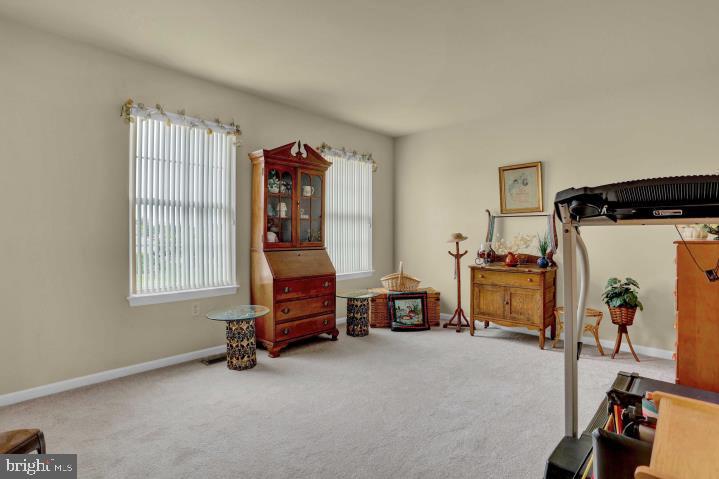 THOMAS GARDENS - Residential