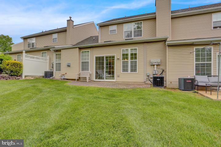 THOMAS GARDENS - Residential