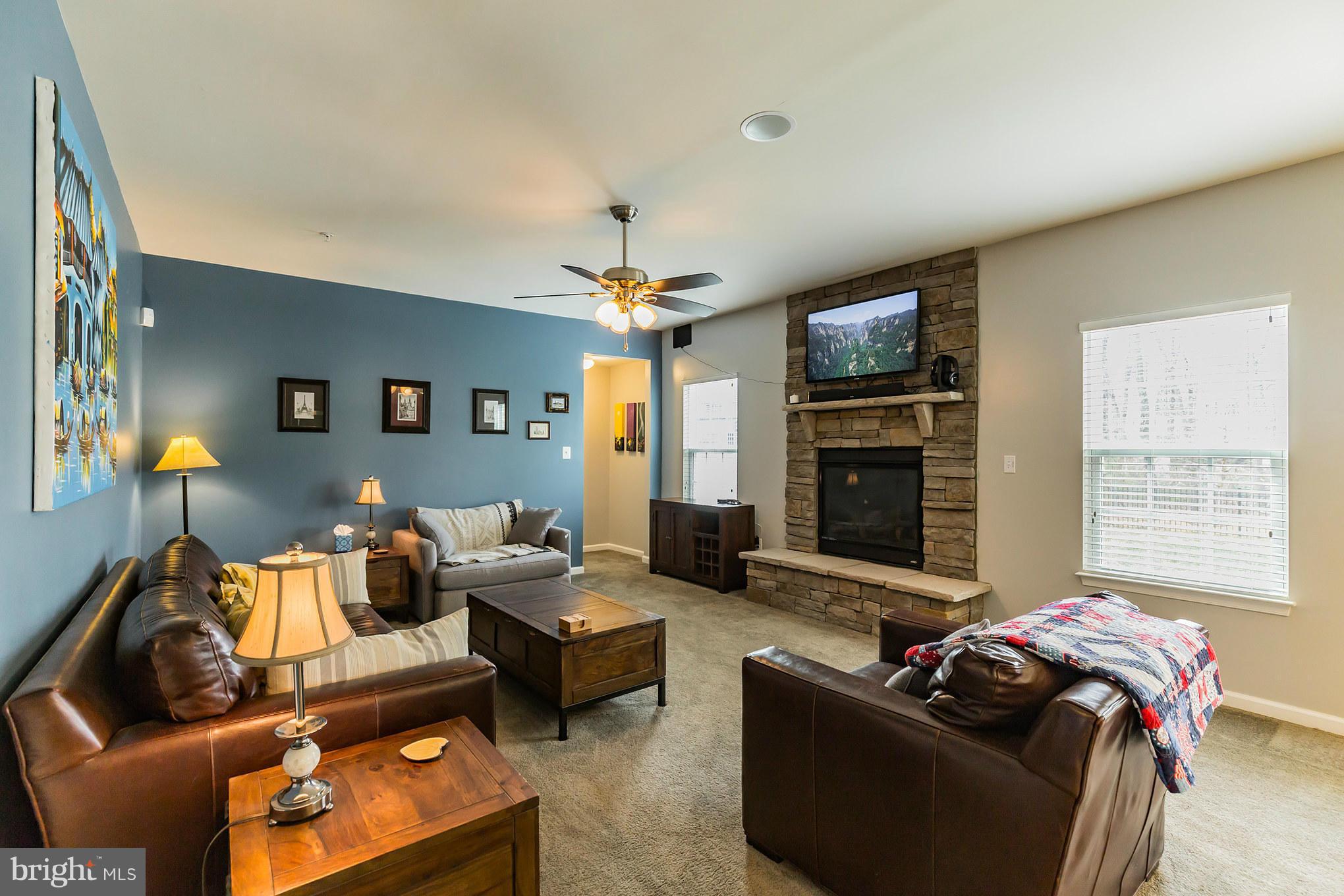 AUTUMN HILLS - Residential