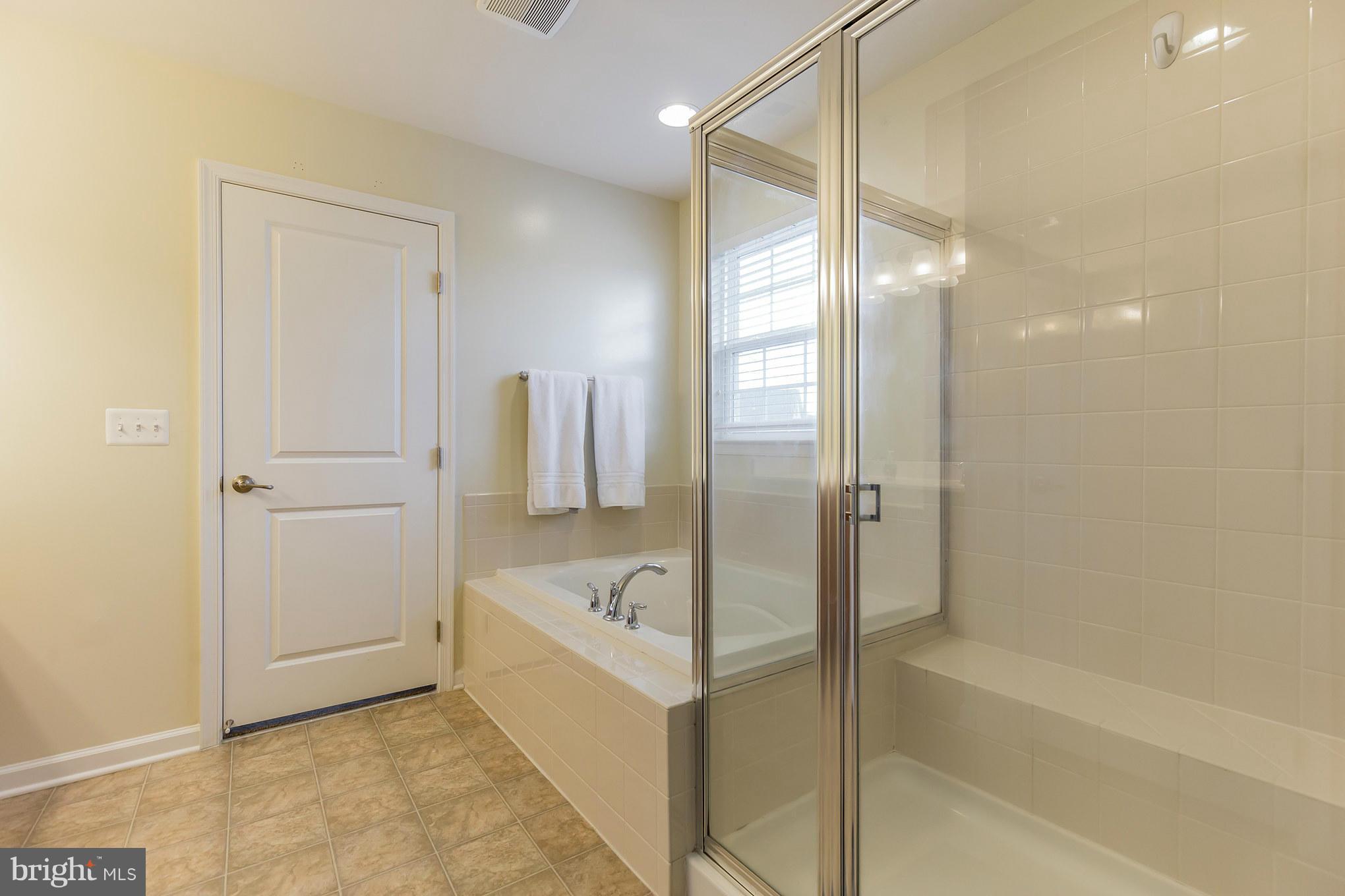 AUTUMN HILLS - Residential