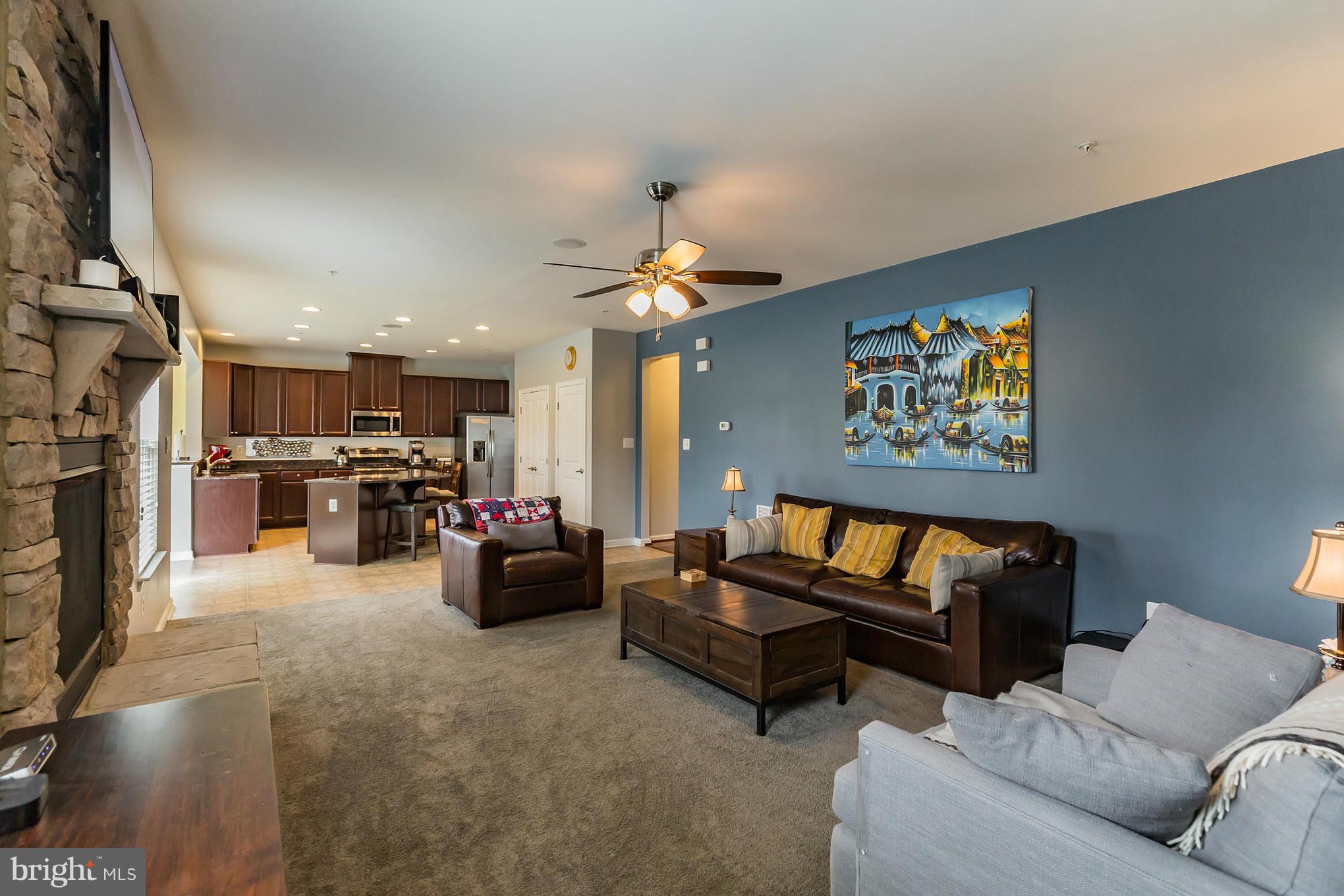 AUTUMN HILLS - Residential