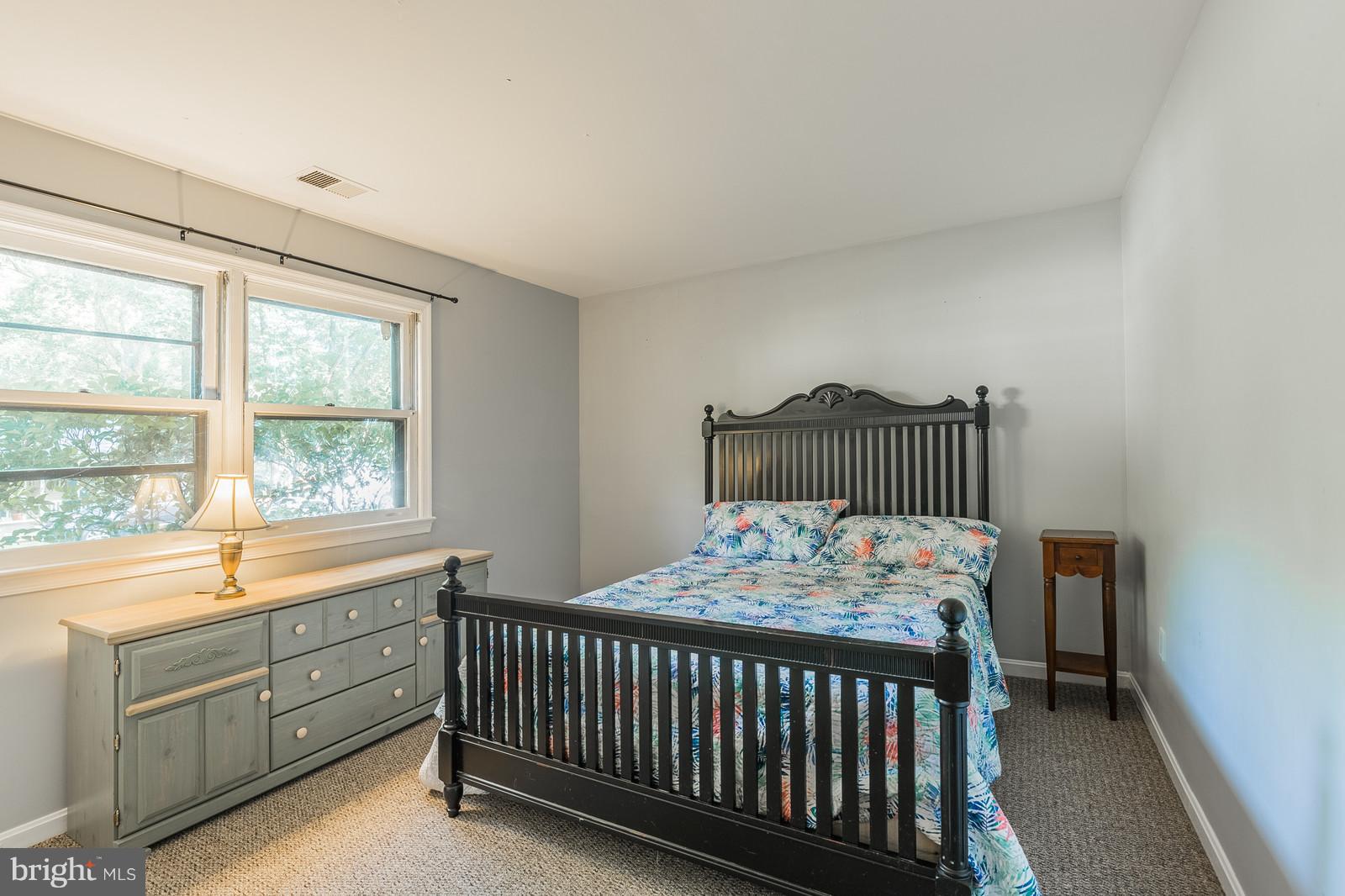 COUNTRY CLUB/LAKE MONTCLAIR - Residential