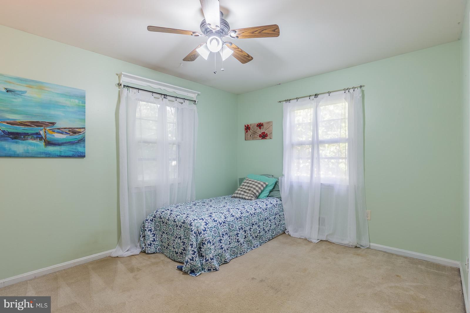 COUNTRY CLUB/LAKE MONTCLAIR - Residential