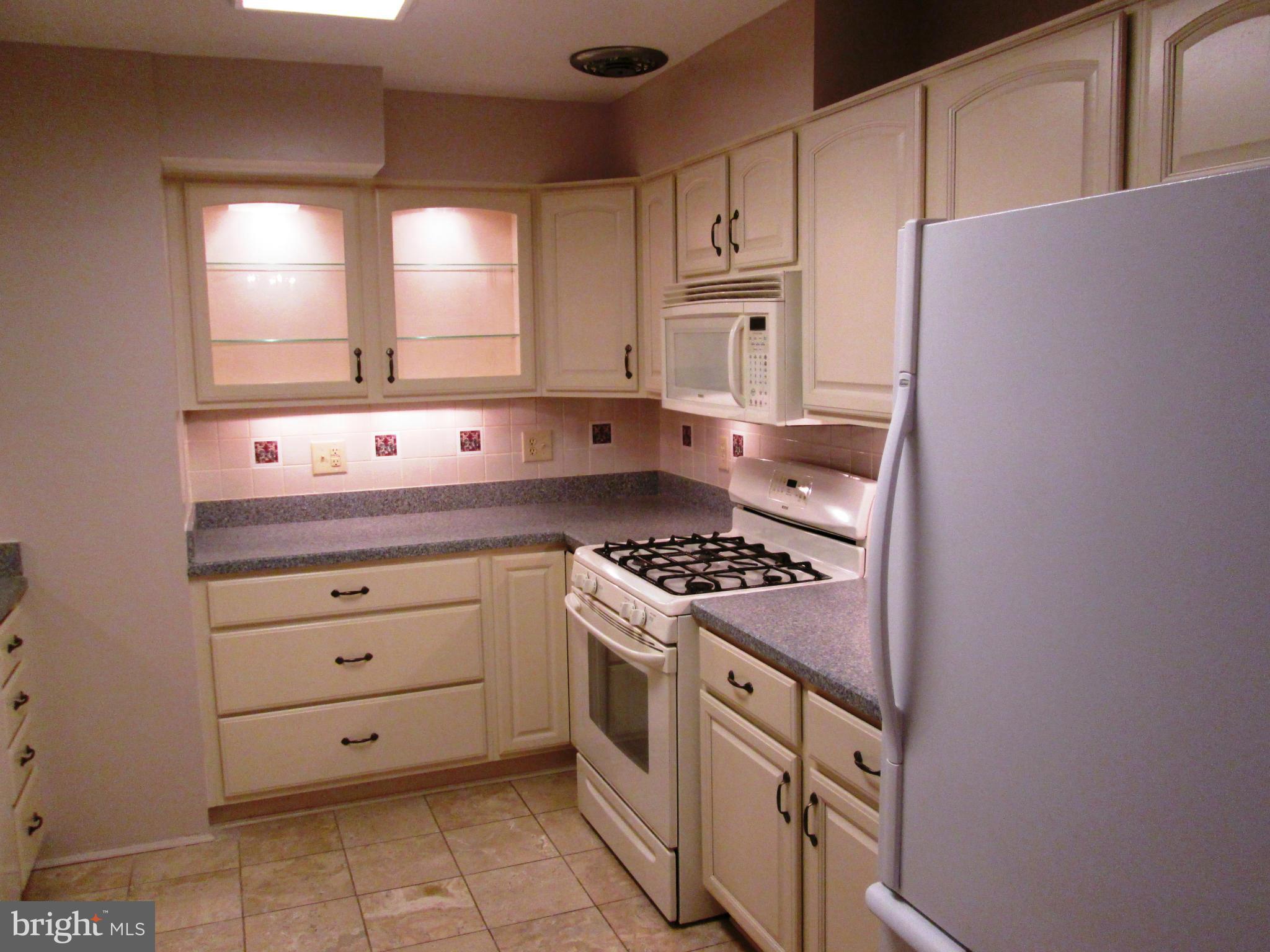 ROSE HILL FARMS - Residential