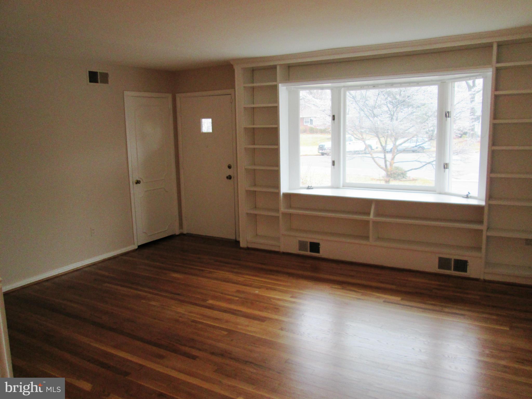 ROSE HILL FARMS - Residential