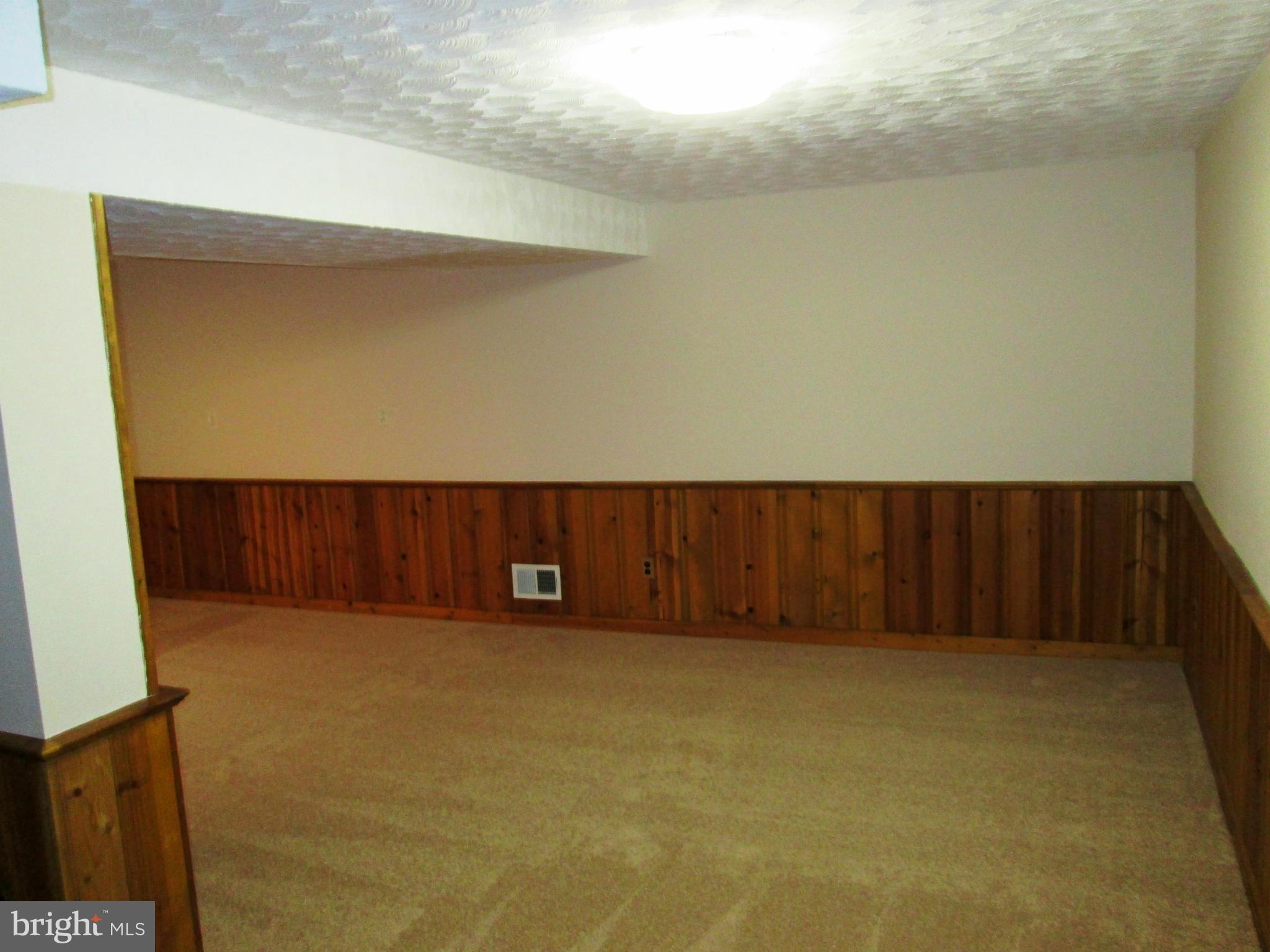 ROSE HILL FARMS - Residential