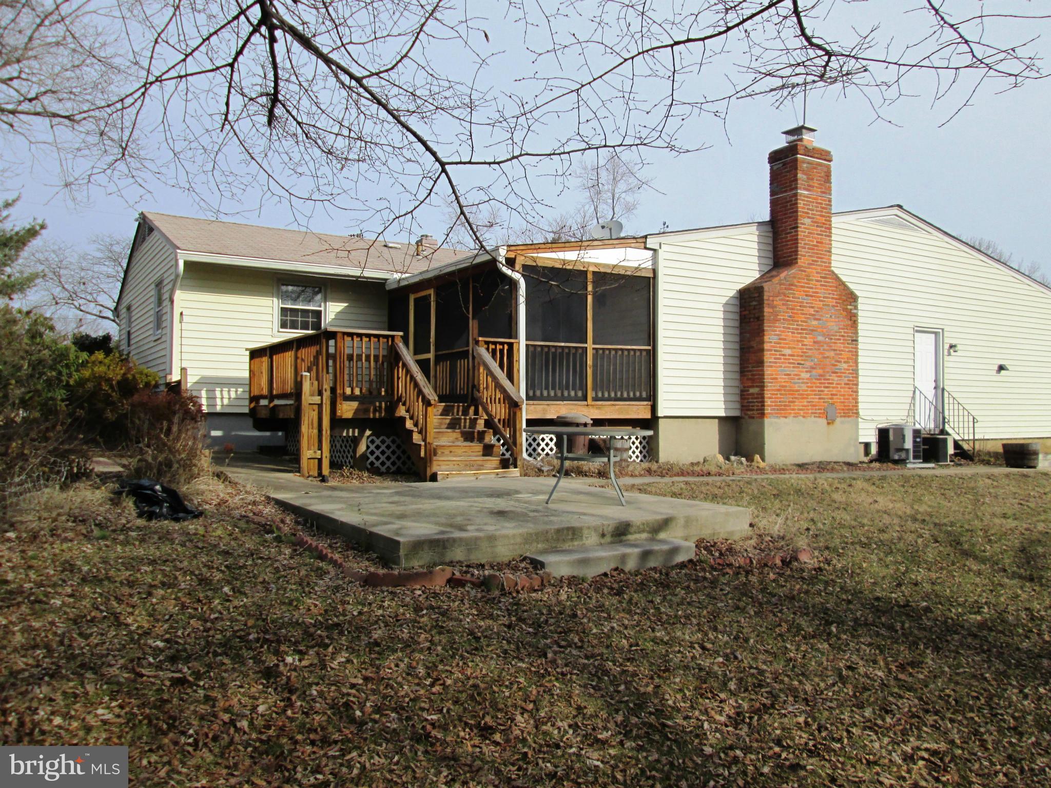 ROSE HILL FARMS - Residential