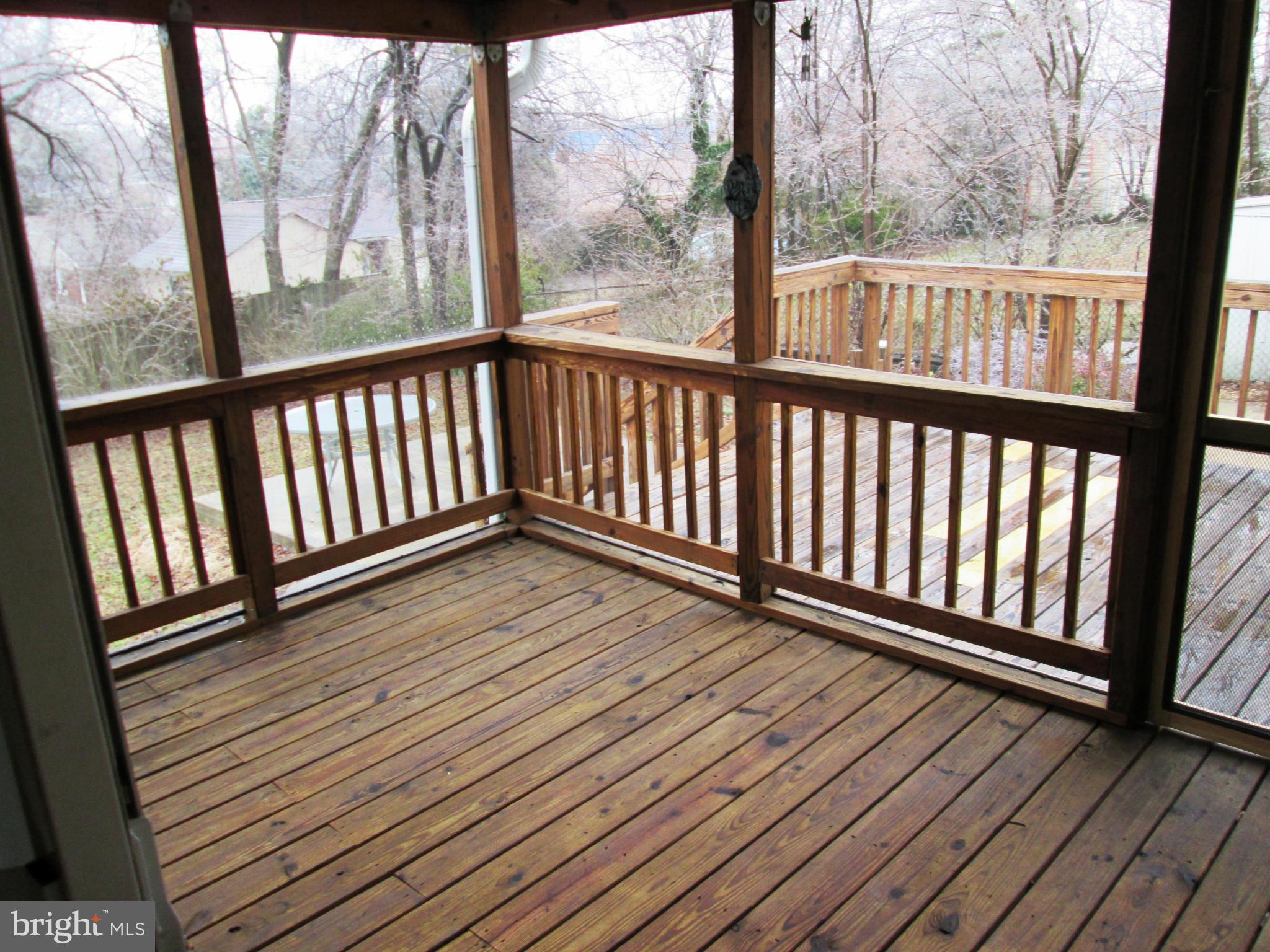 ROSE HILL FARMS - Residential