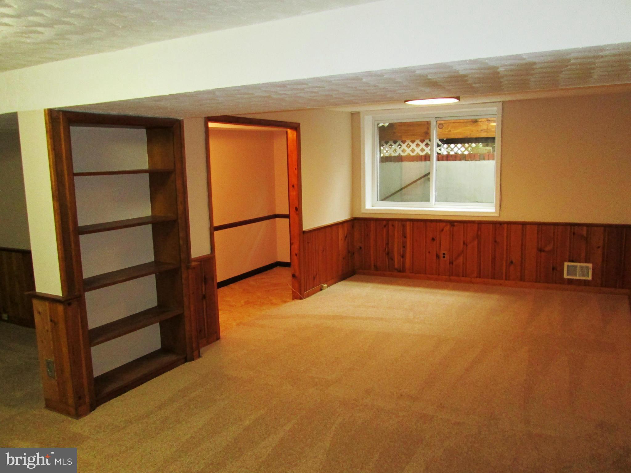 ROSE HILL FARMS - Residential