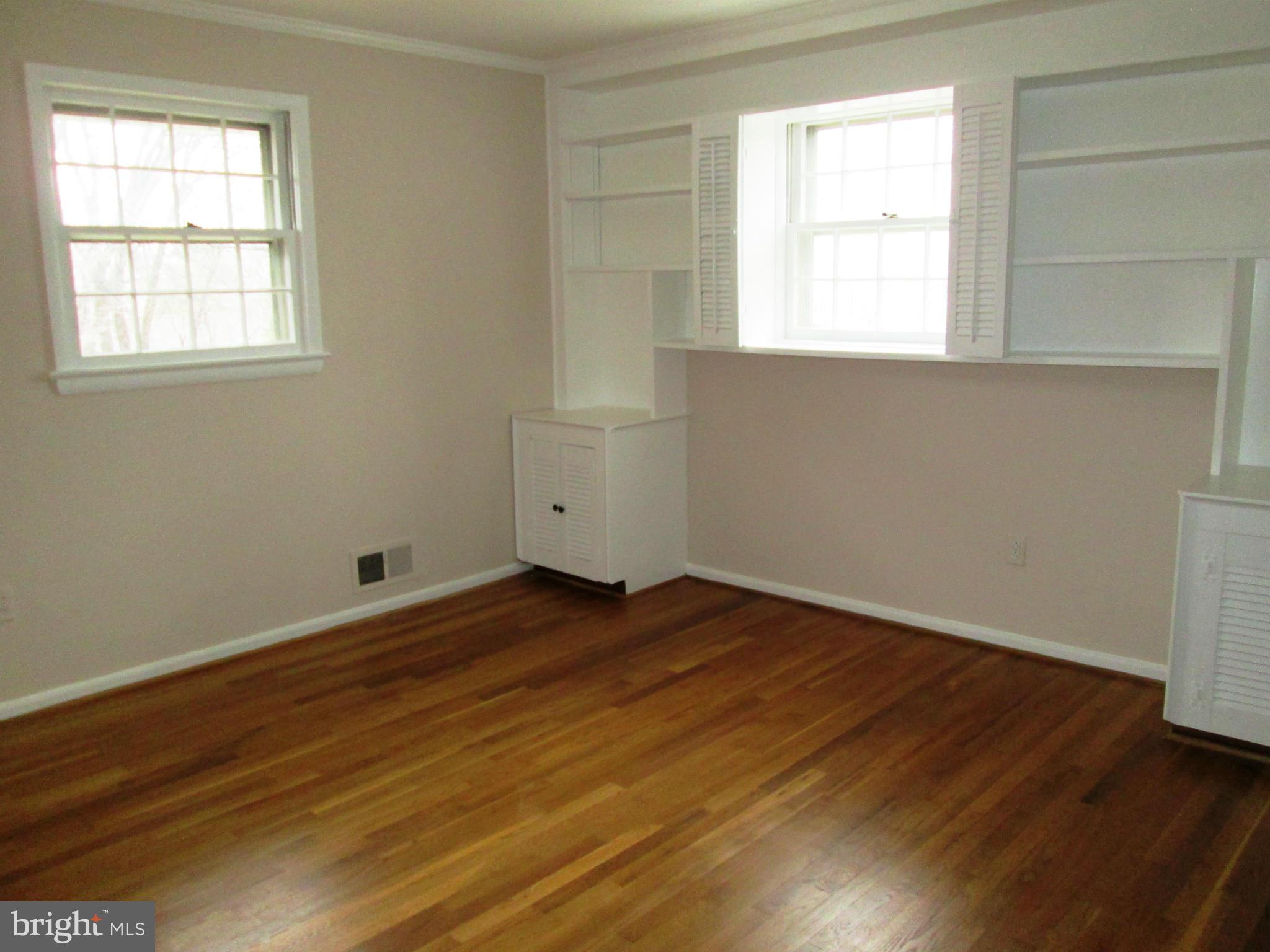 ROSE HILL FARMS - Residential