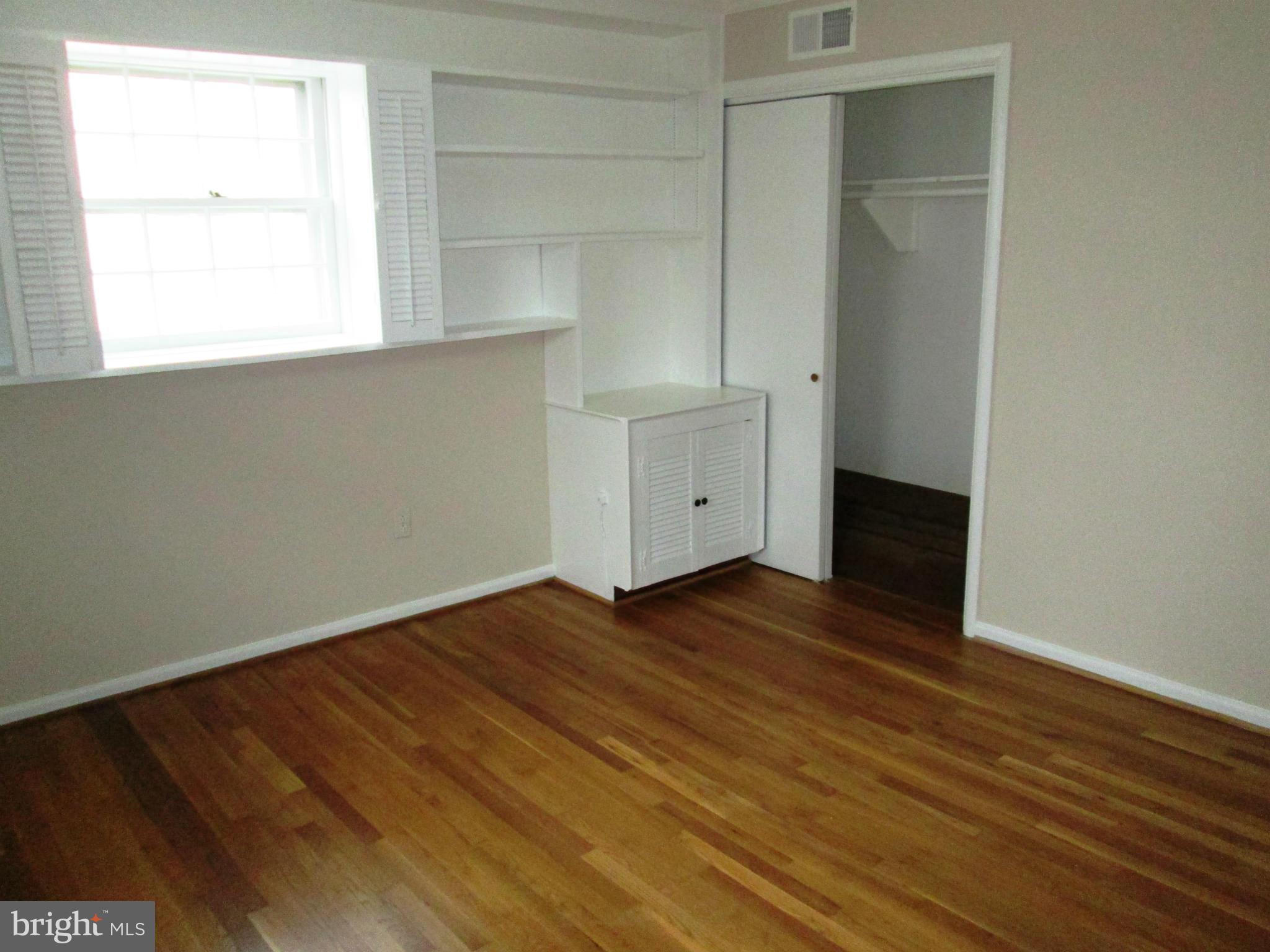 ROSE HILL FARMS - Residential