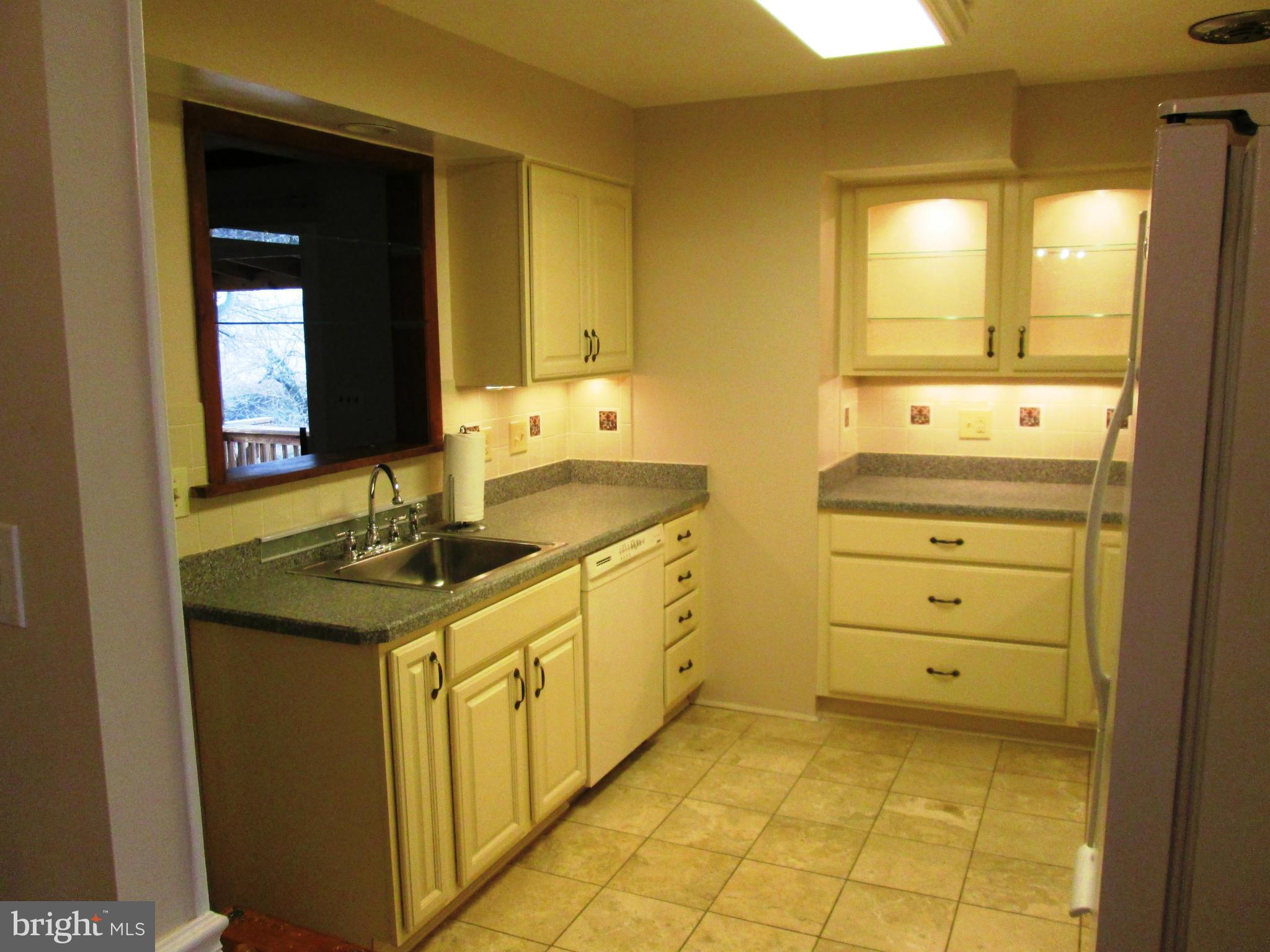 ROSE HILL FARMS - Residential