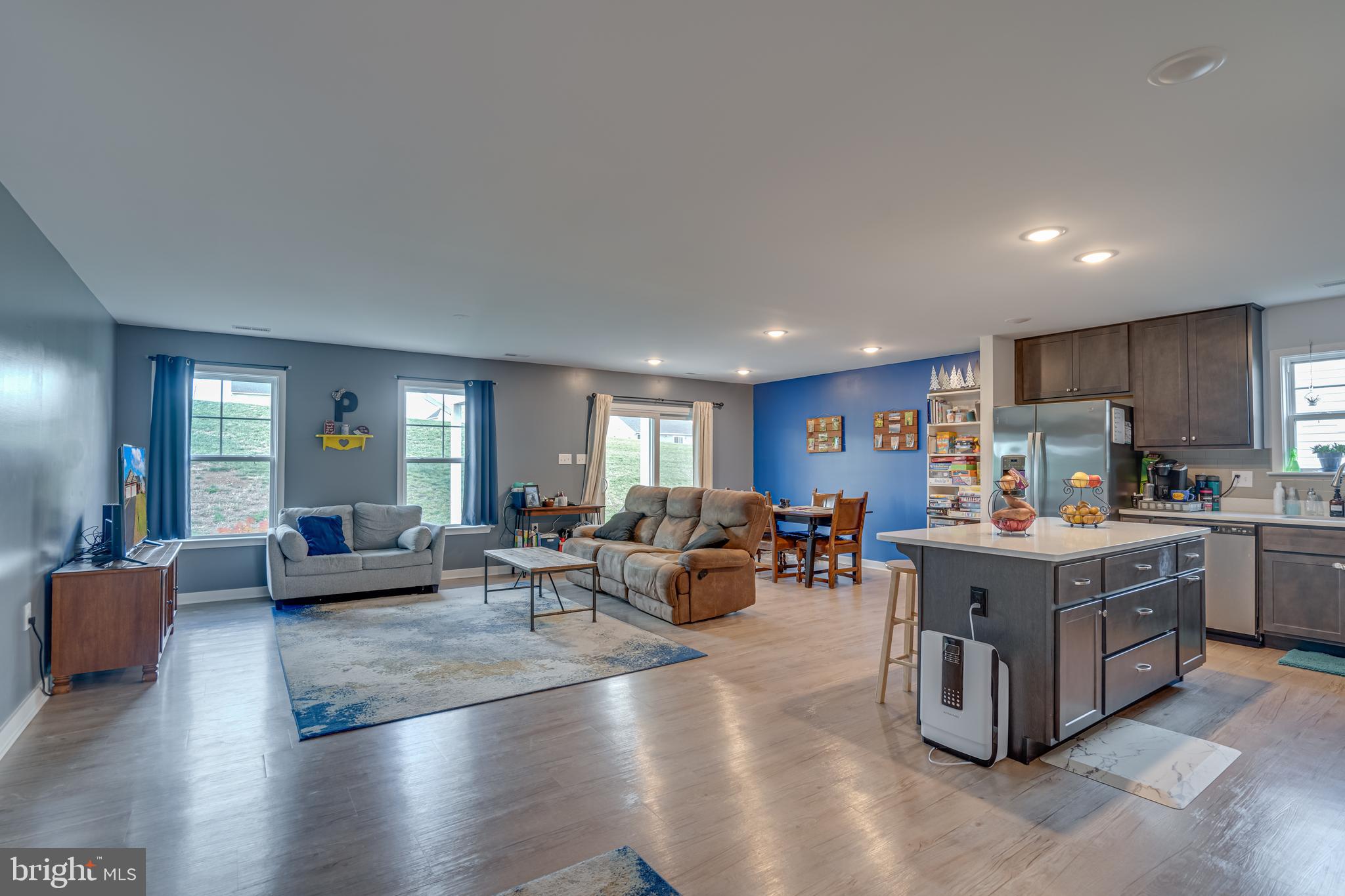 CARDINAL POINTE - Residential