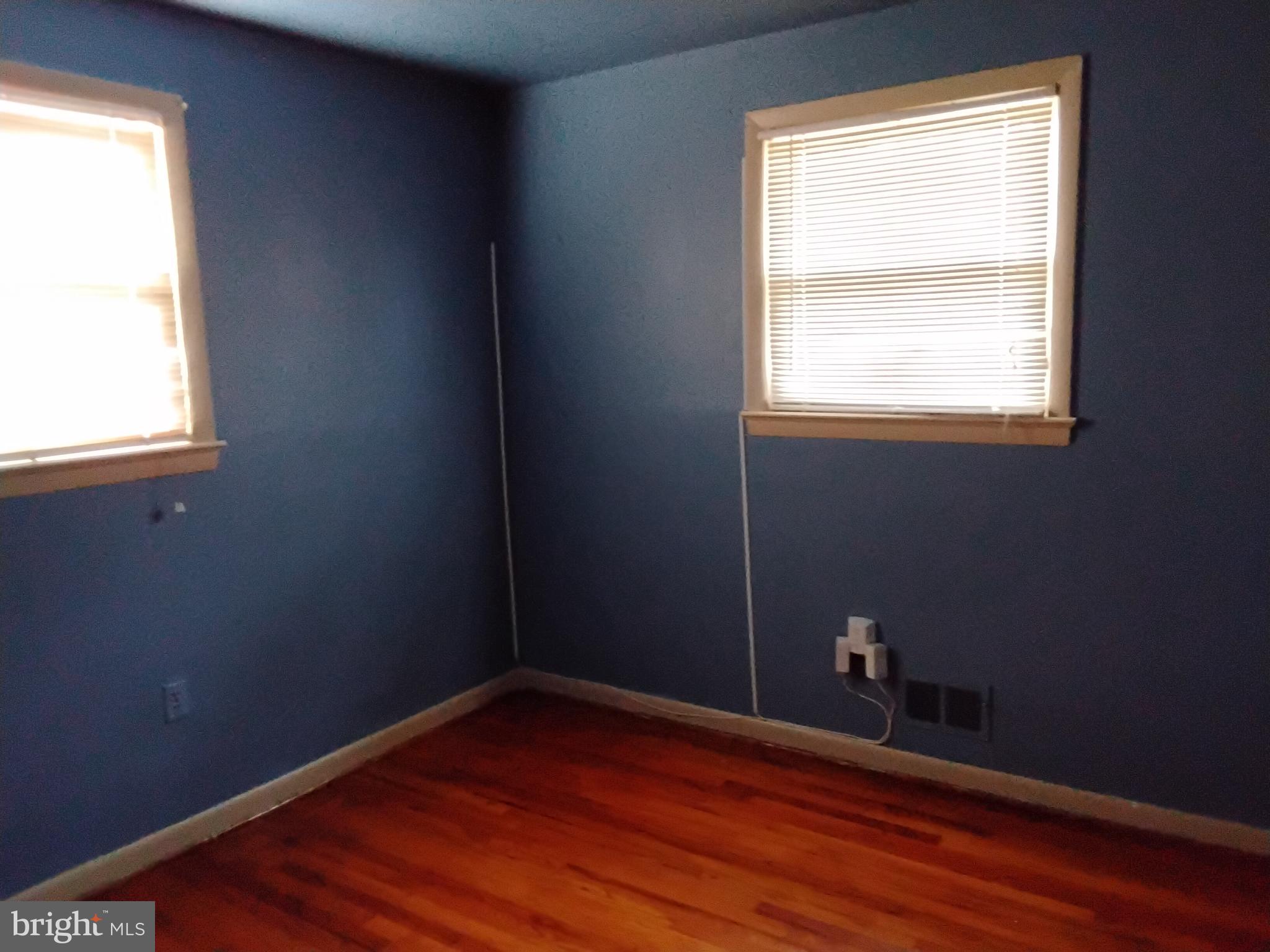 CRESTVIEW MANOR - Residential