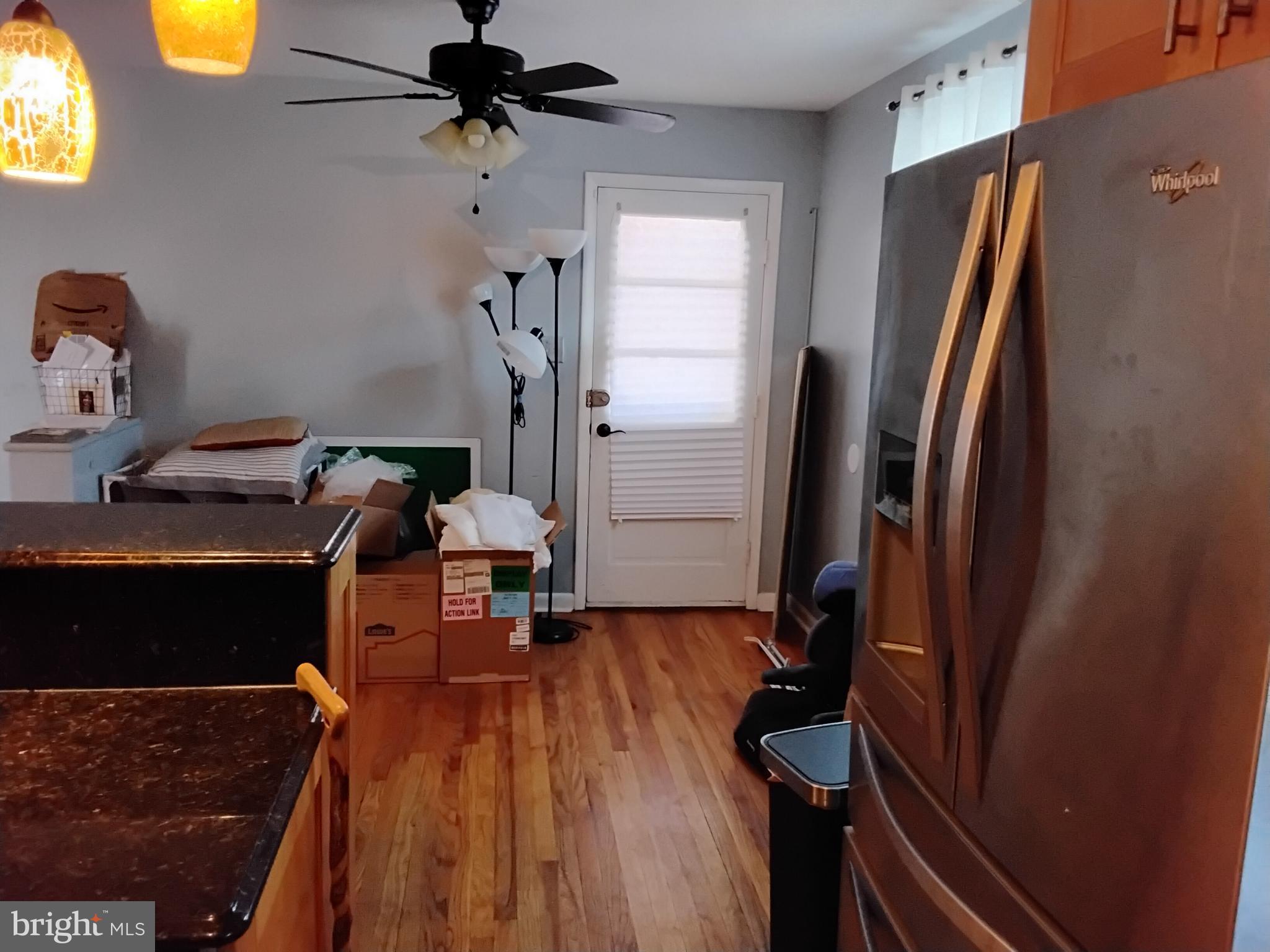 CRESTVIEW MANOR - Residential