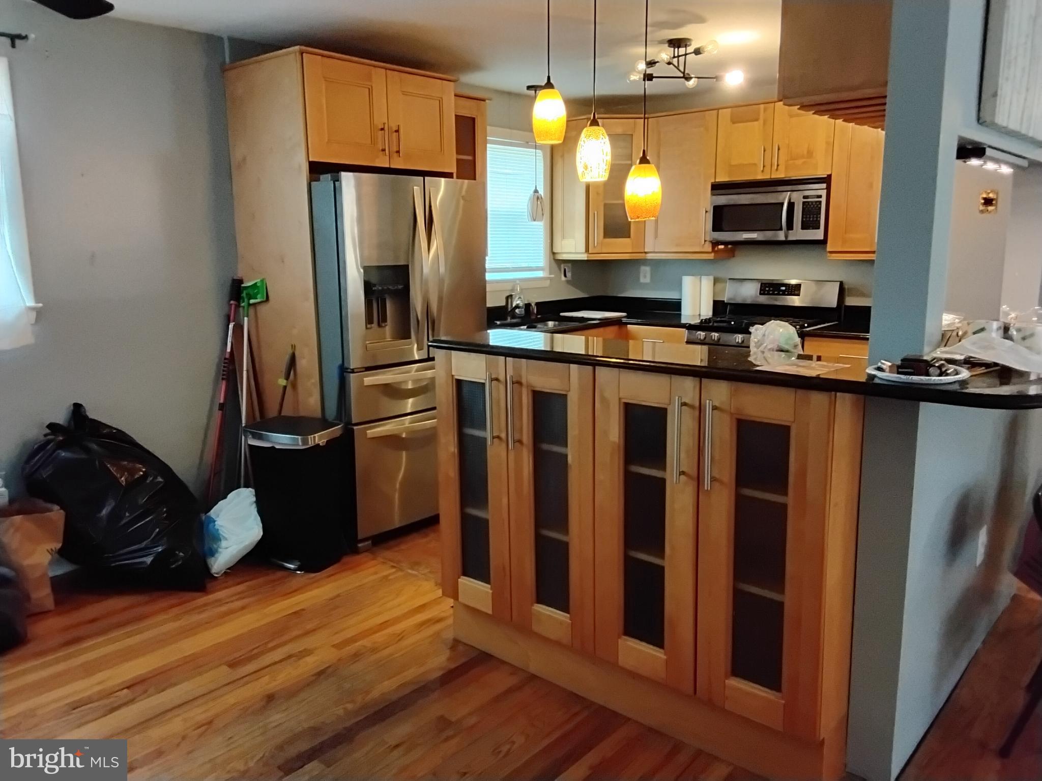 CRESTVIEW MANOR - Residential