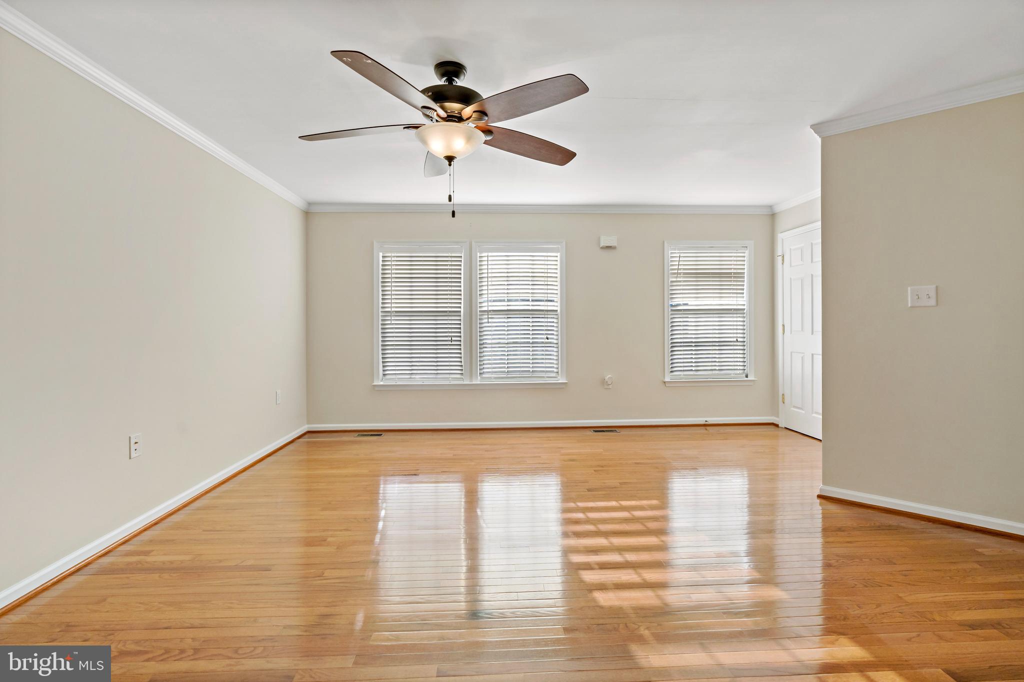 COUNTY GREEN - Residential Lease