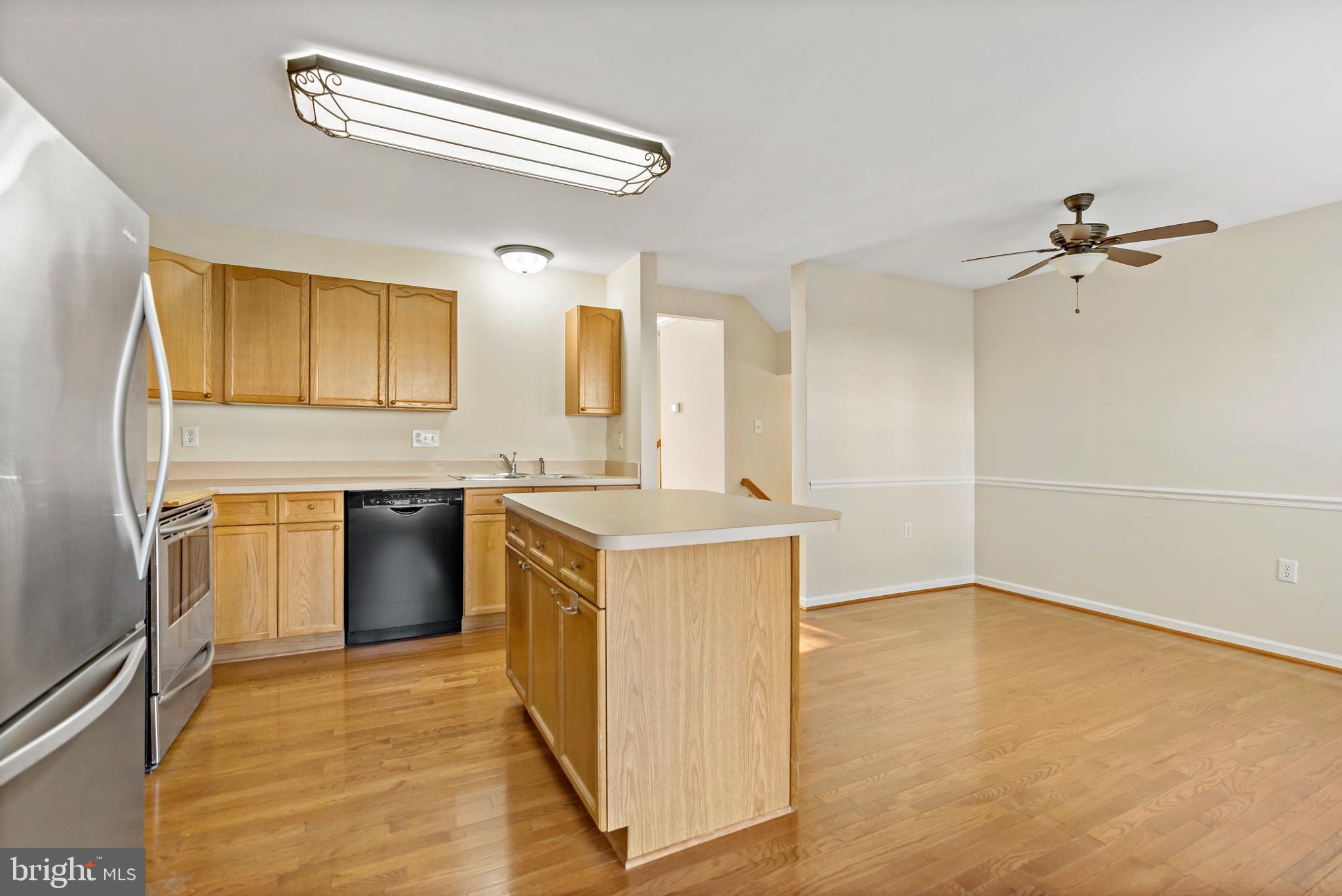 COUNTY GREEN - Residential Lease