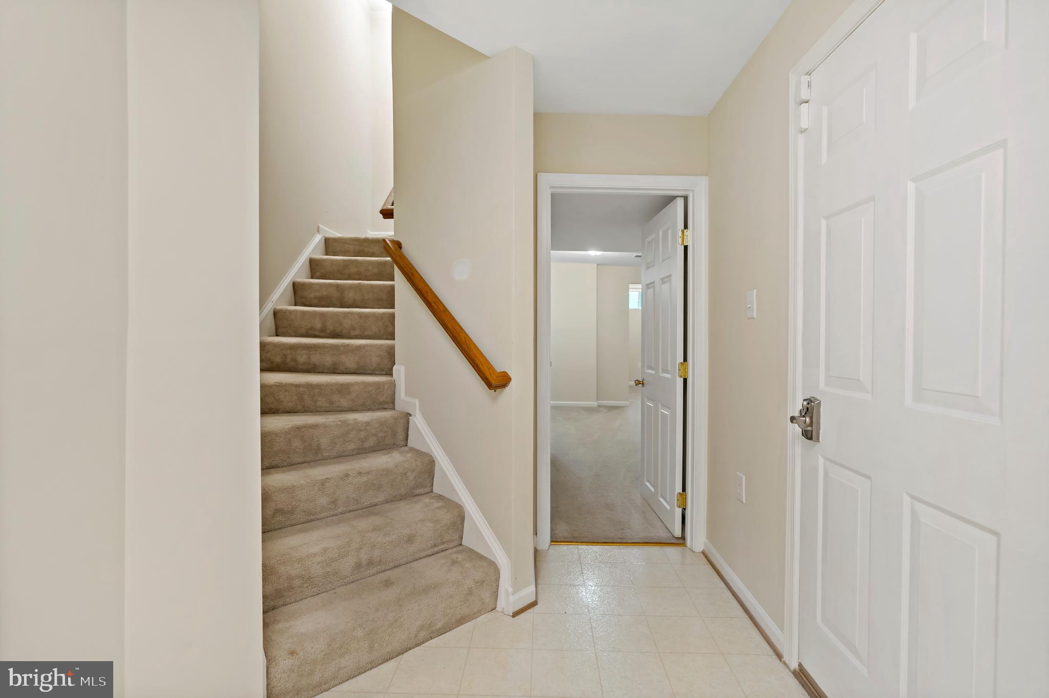 COUNTY GREEN - Residential Lease