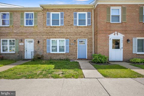 Townhouse For Rent - 1192 Madison Court<br/> DOVER, DE 19904
