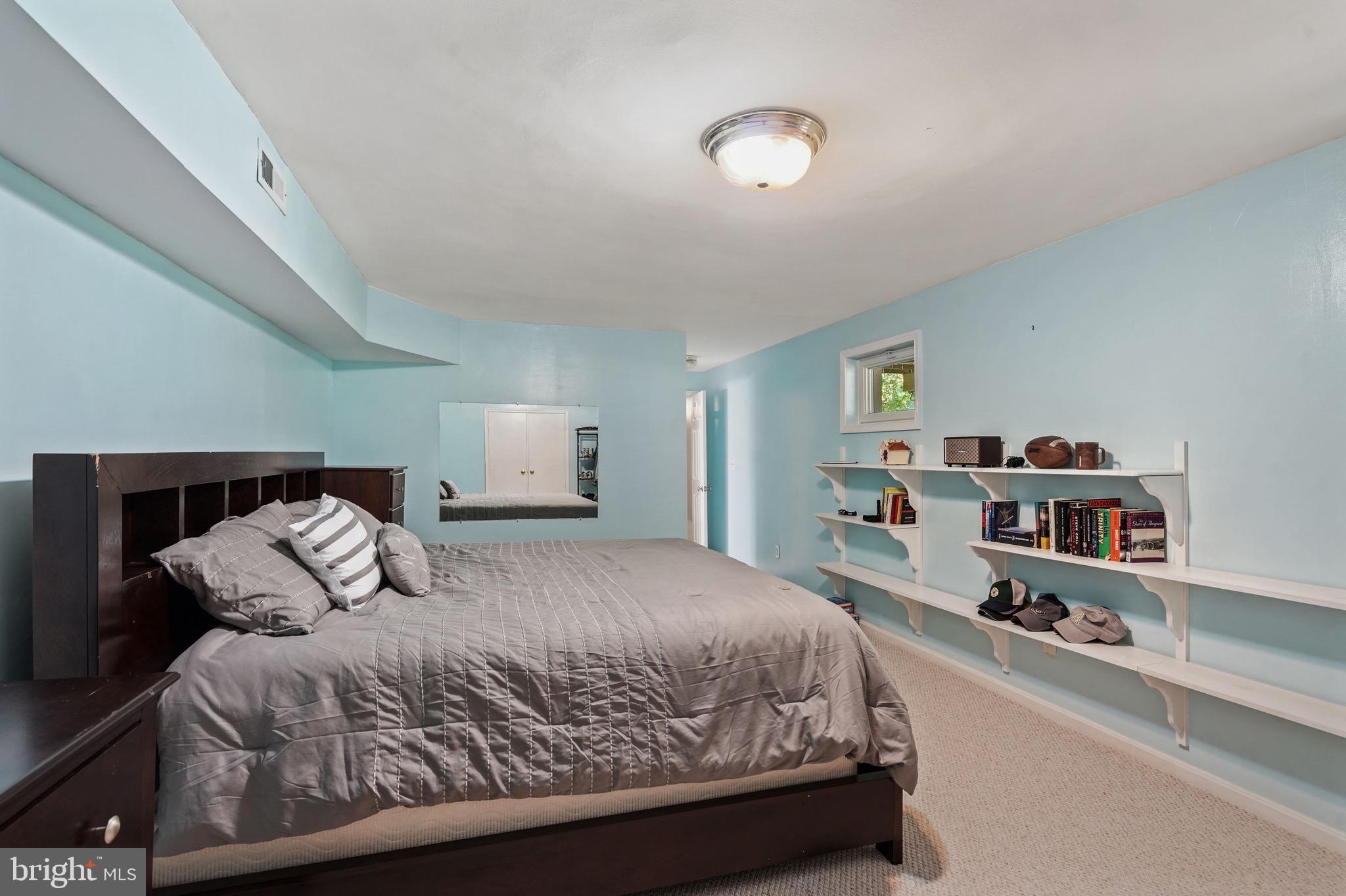 FRANKLIN GLEN - Residential