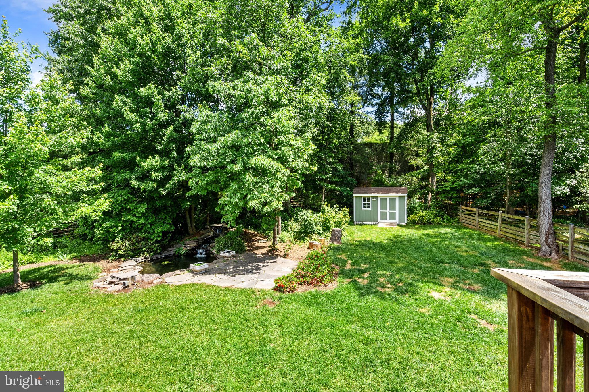 FRANKLIN GLEN - Residential