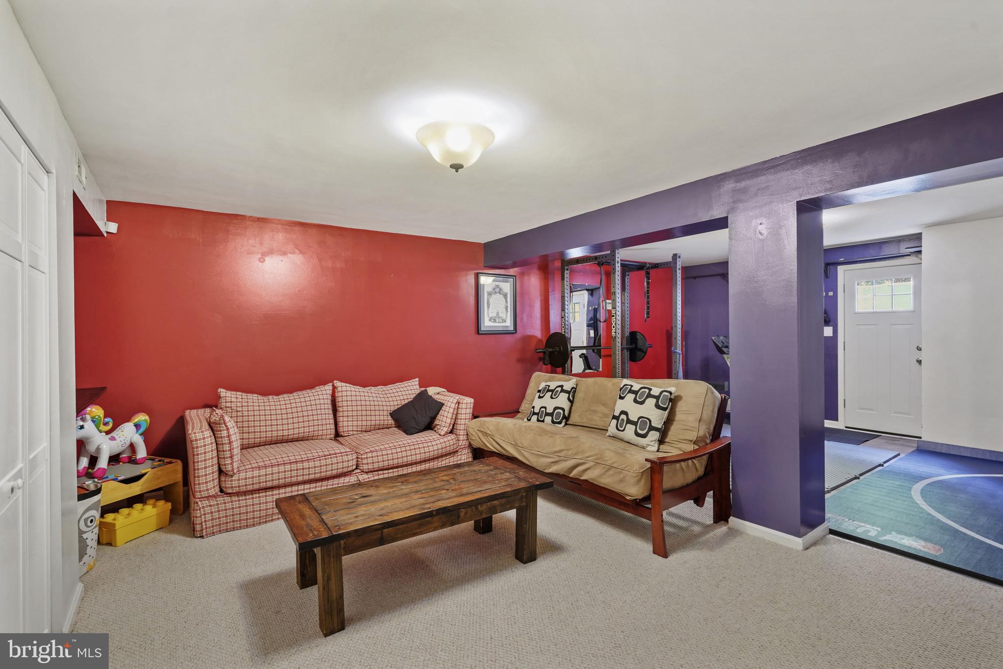 FRANKLIN GLEN - Residential