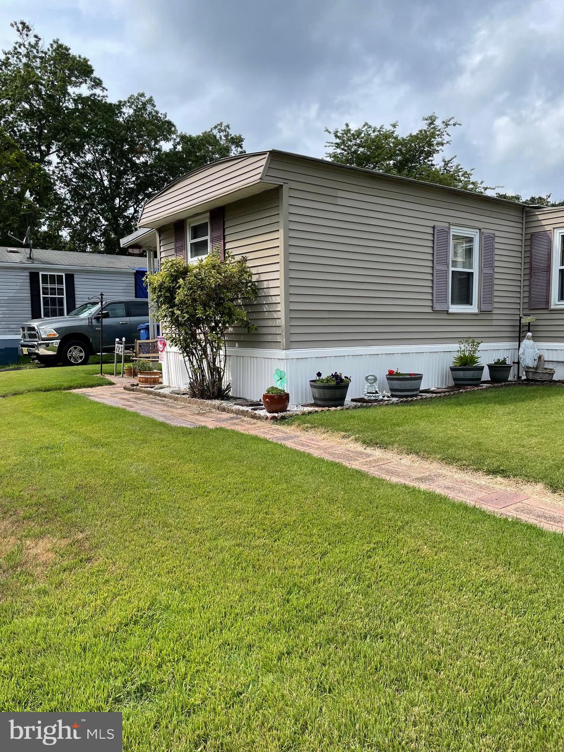 123 CAMINO ROBLE 123