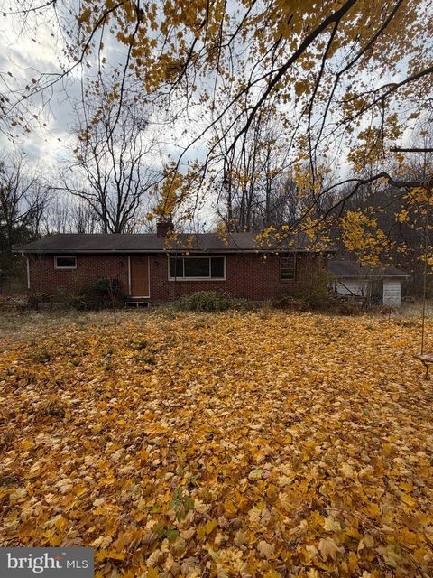 3963 FISSELS CHURCH ROAD GLEN ROCK PA 17327