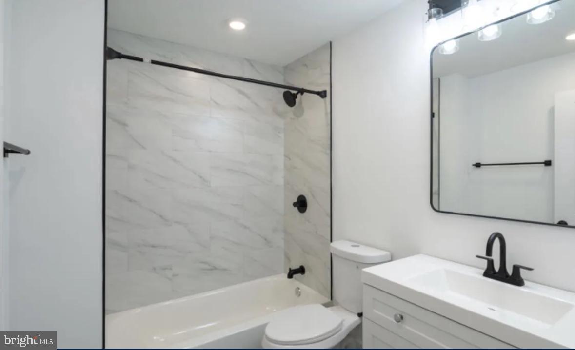 FRANCISVILLE - Residential Lease