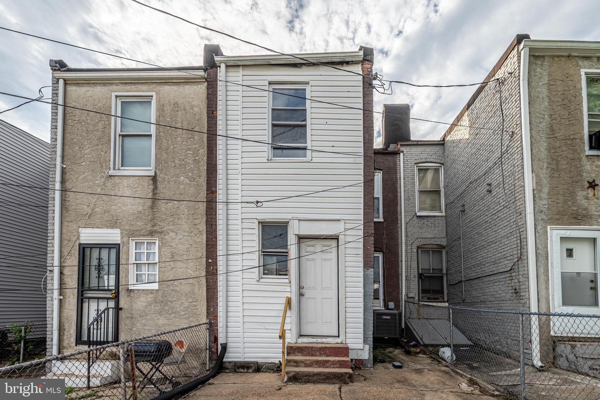 BIDDLE STREET - Residential