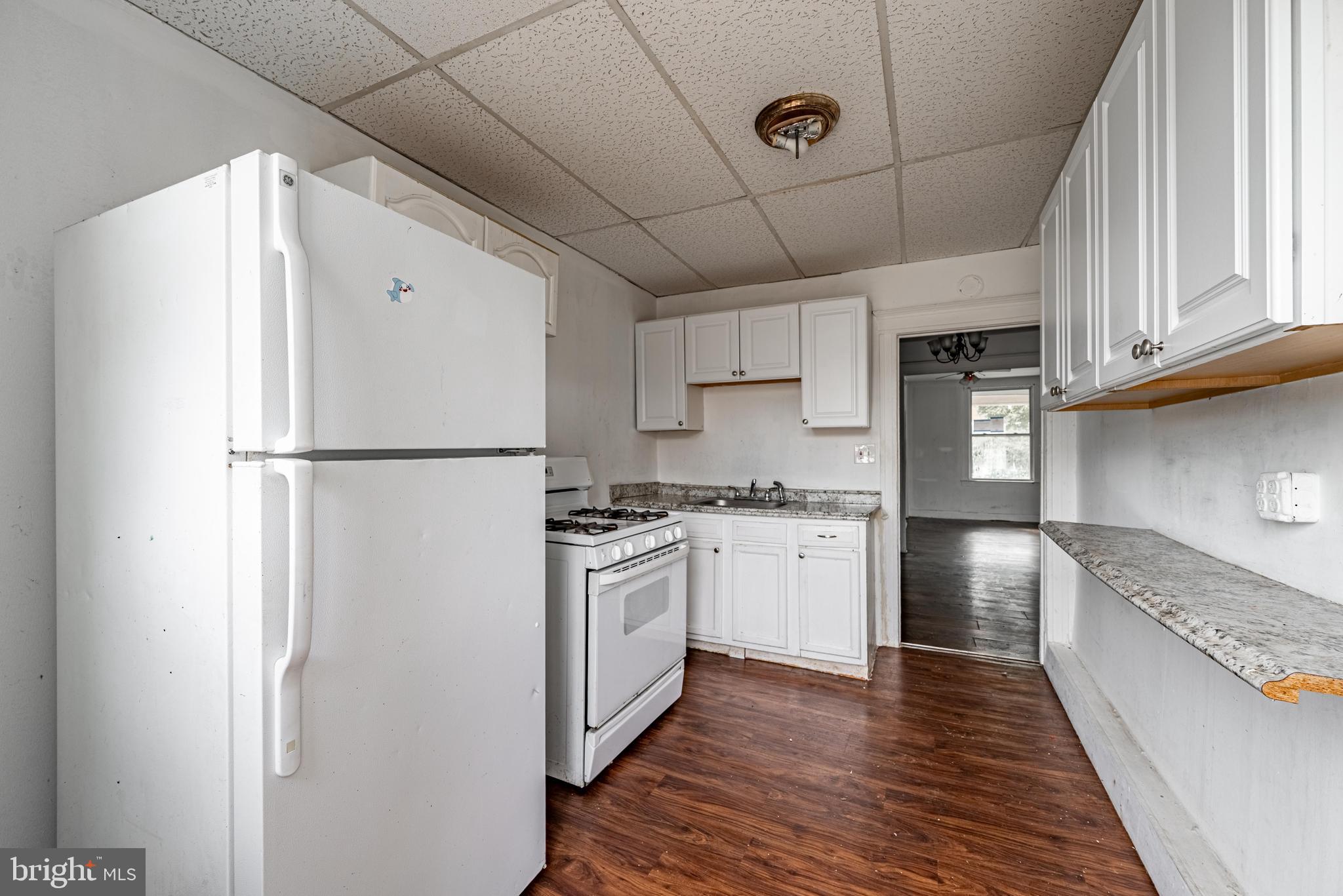 BIDDLE STREET - Residential