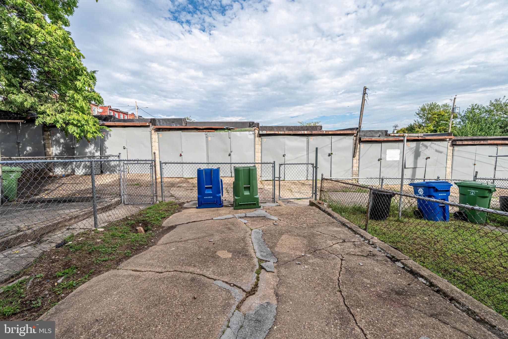 BIDDLE STREET - Residential