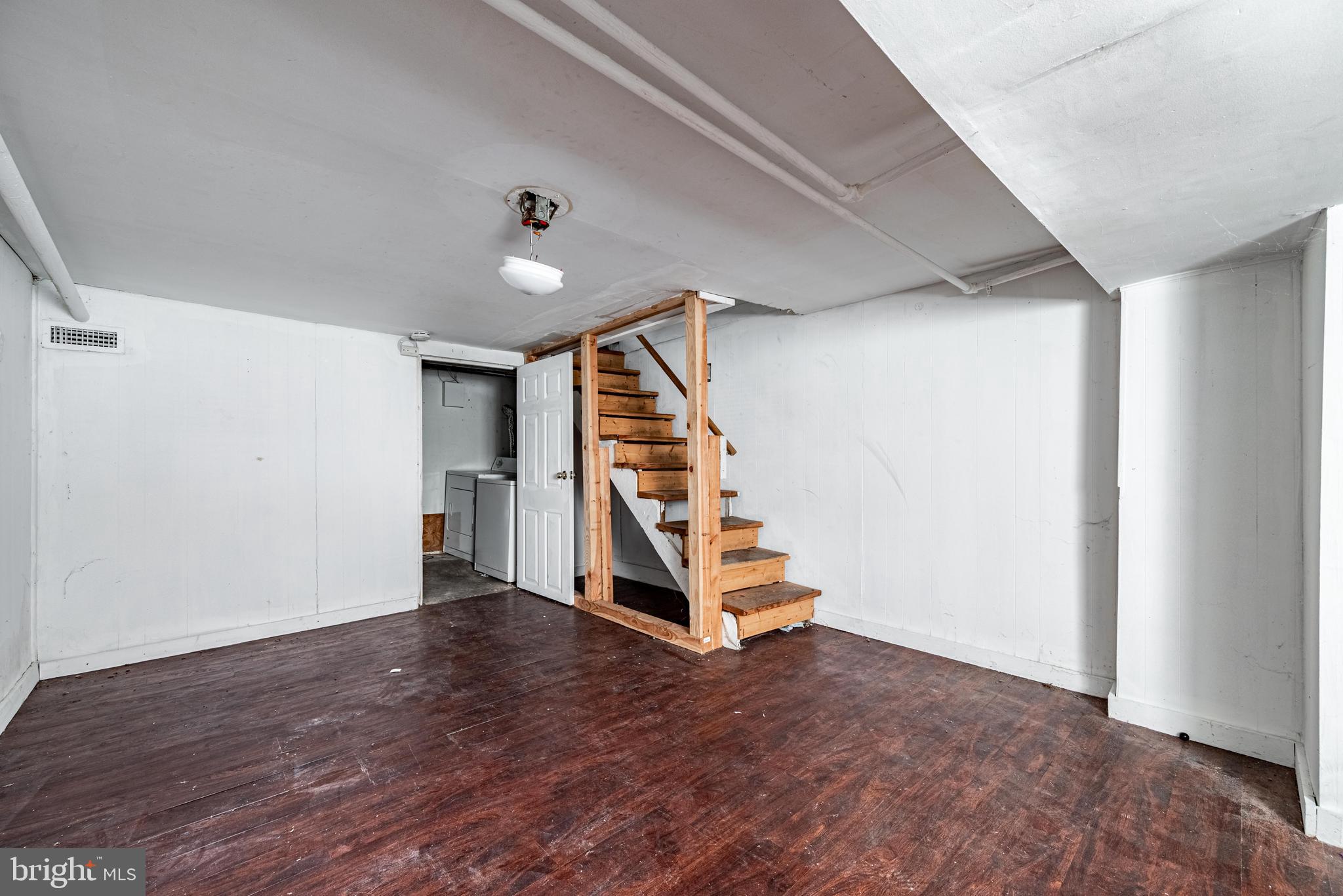 BIDDLE STREET - Residential