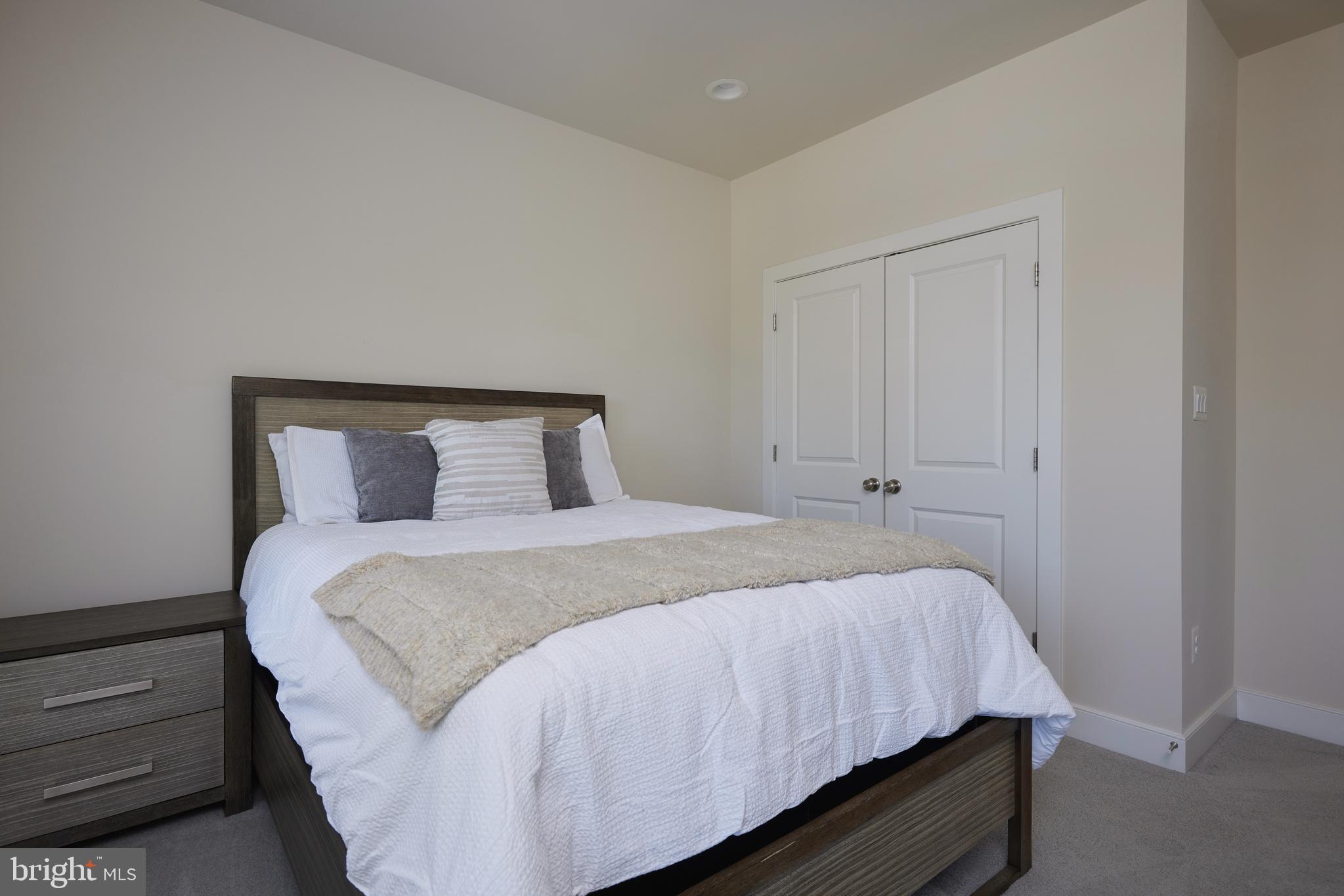 POTOMAC HIGHLANDS - Residential