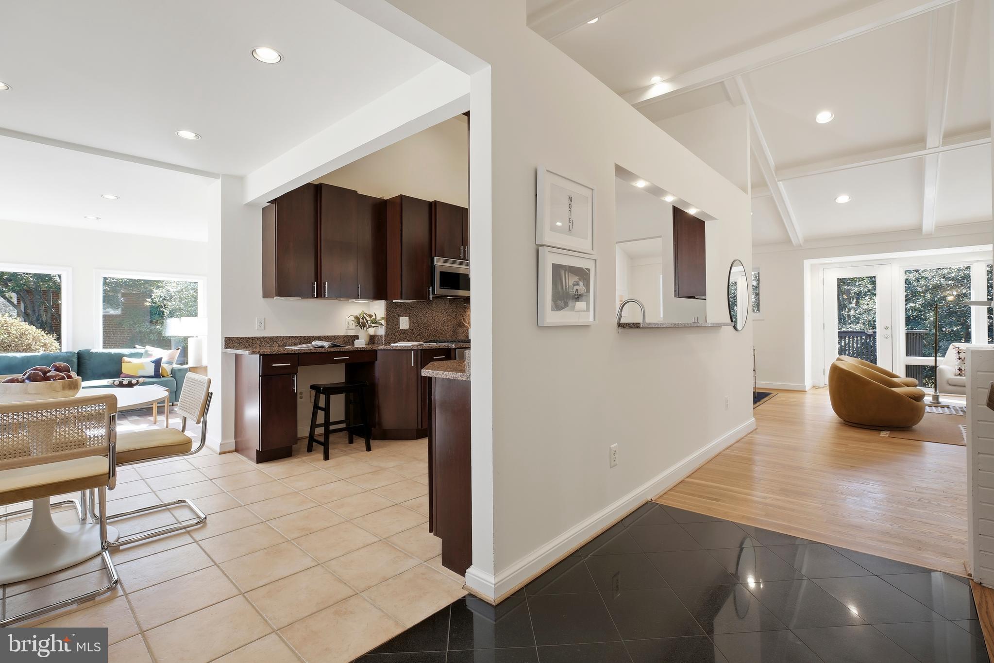 WILDWOOD MANOR - Residential