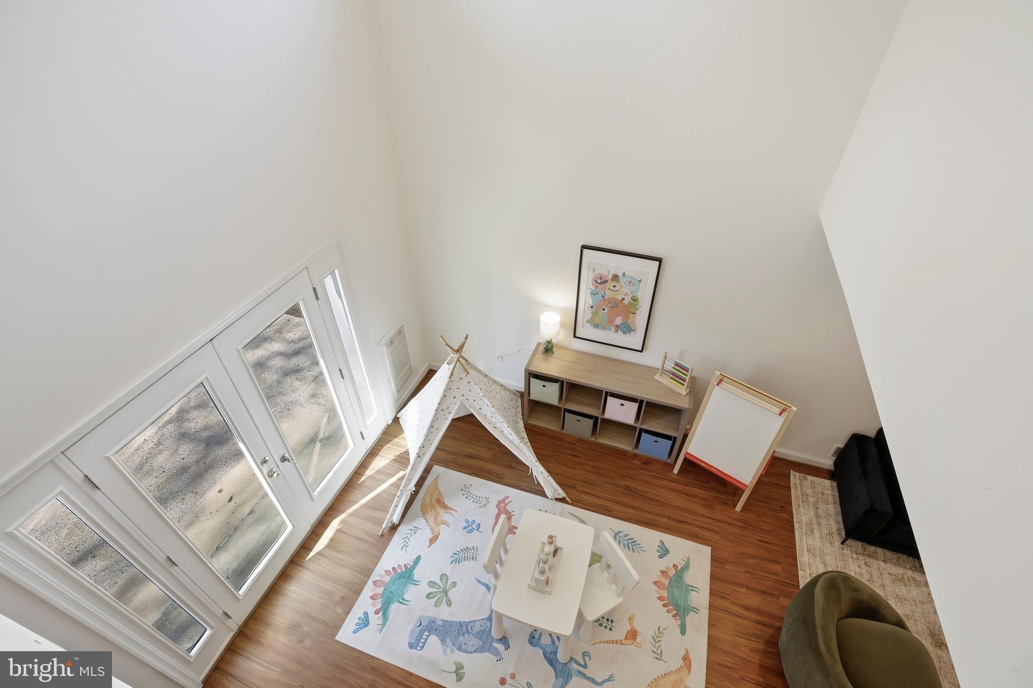 WILDWOOD MANOR - Residential