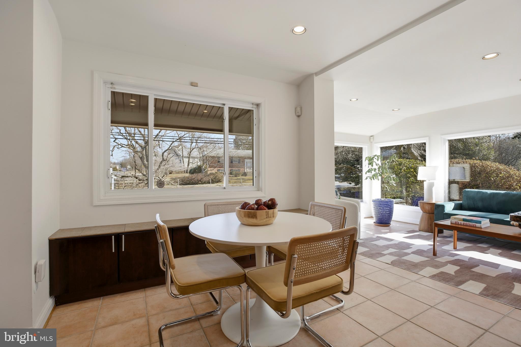 WILDWOOD MANOR - Residential