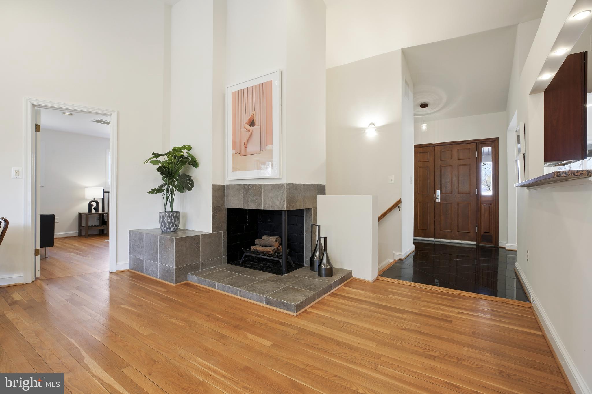 WILDWOOD MANOR - Residential