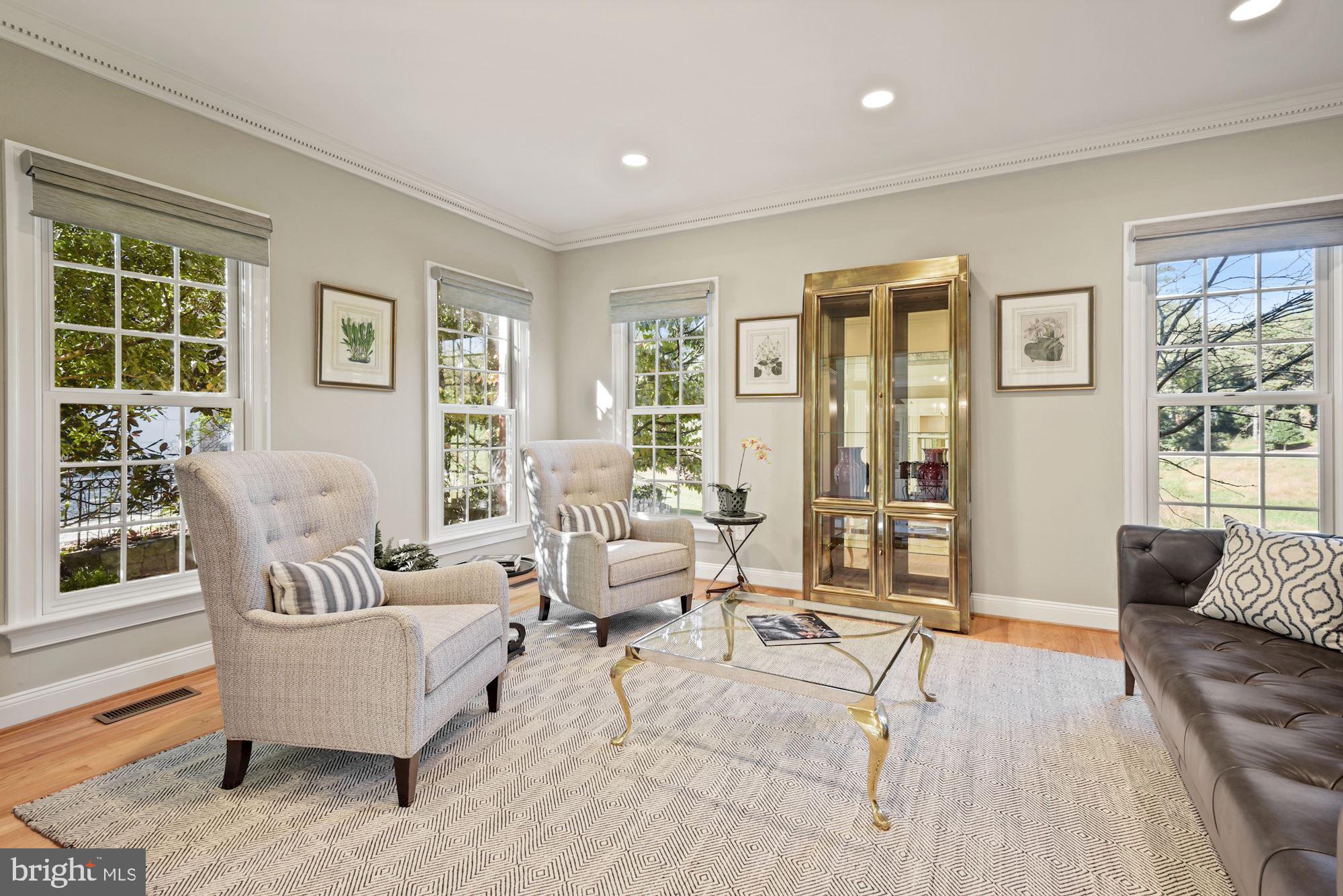 AVENEL - Residential