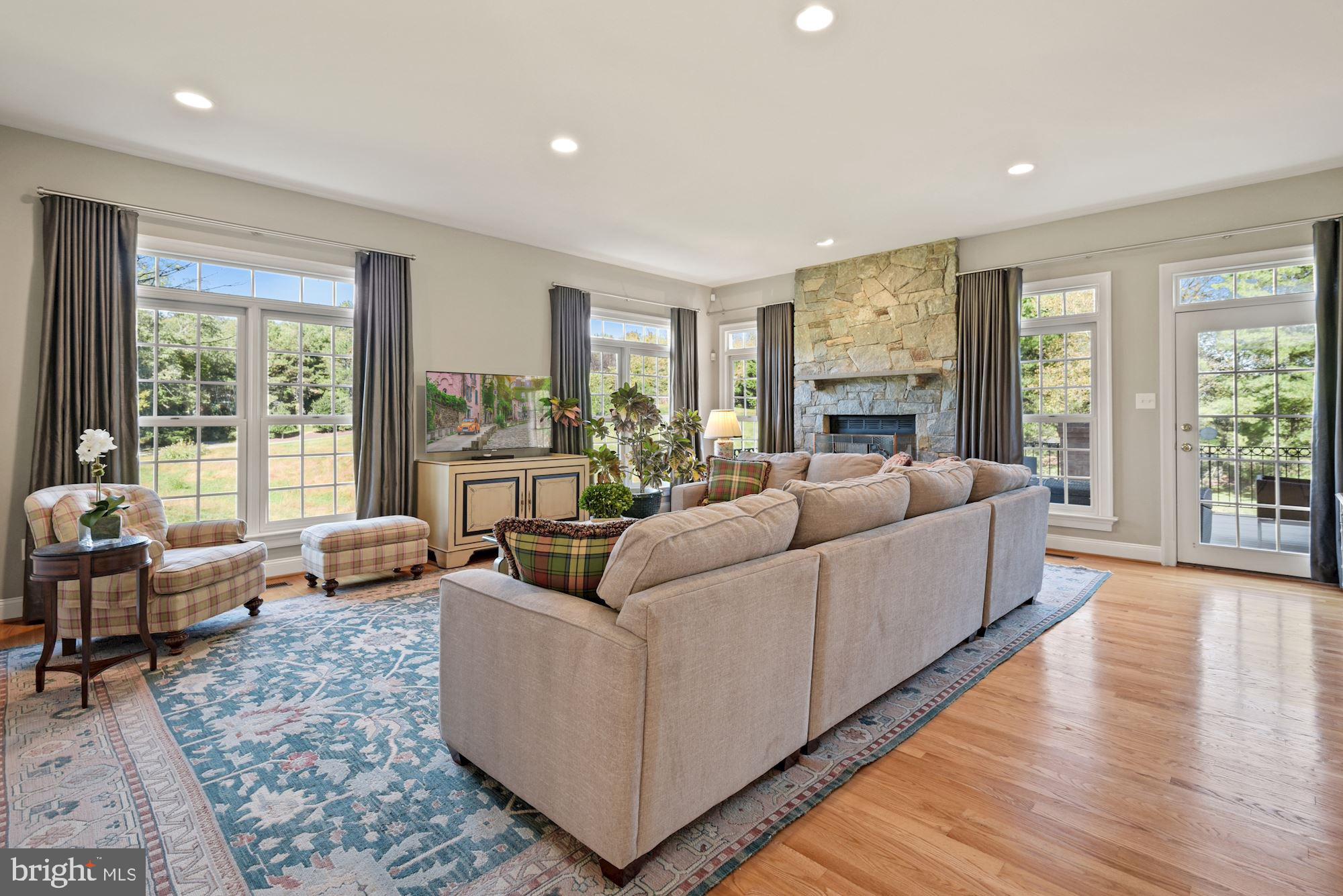 AVENEL - Residential